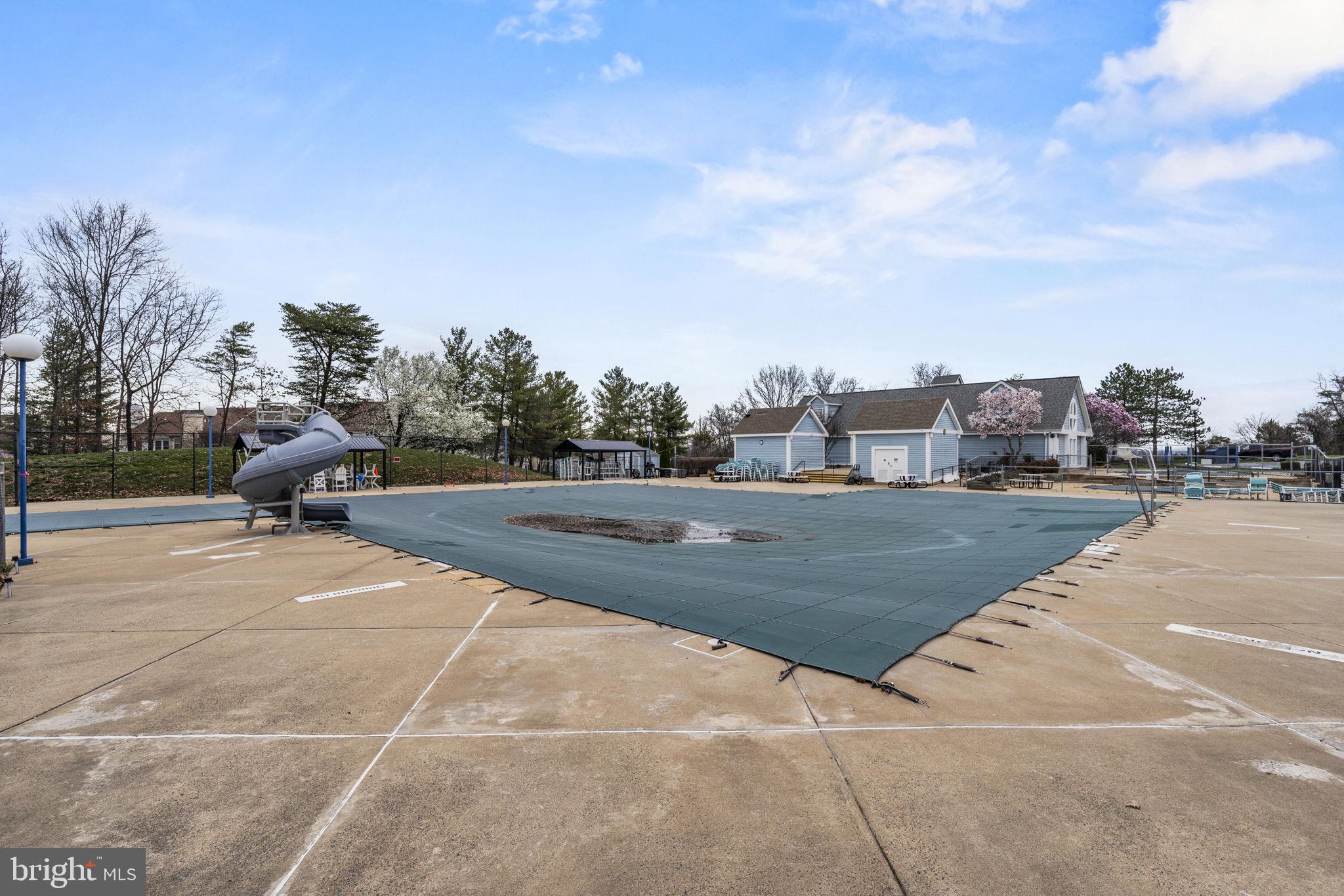 PARADISE - Residential