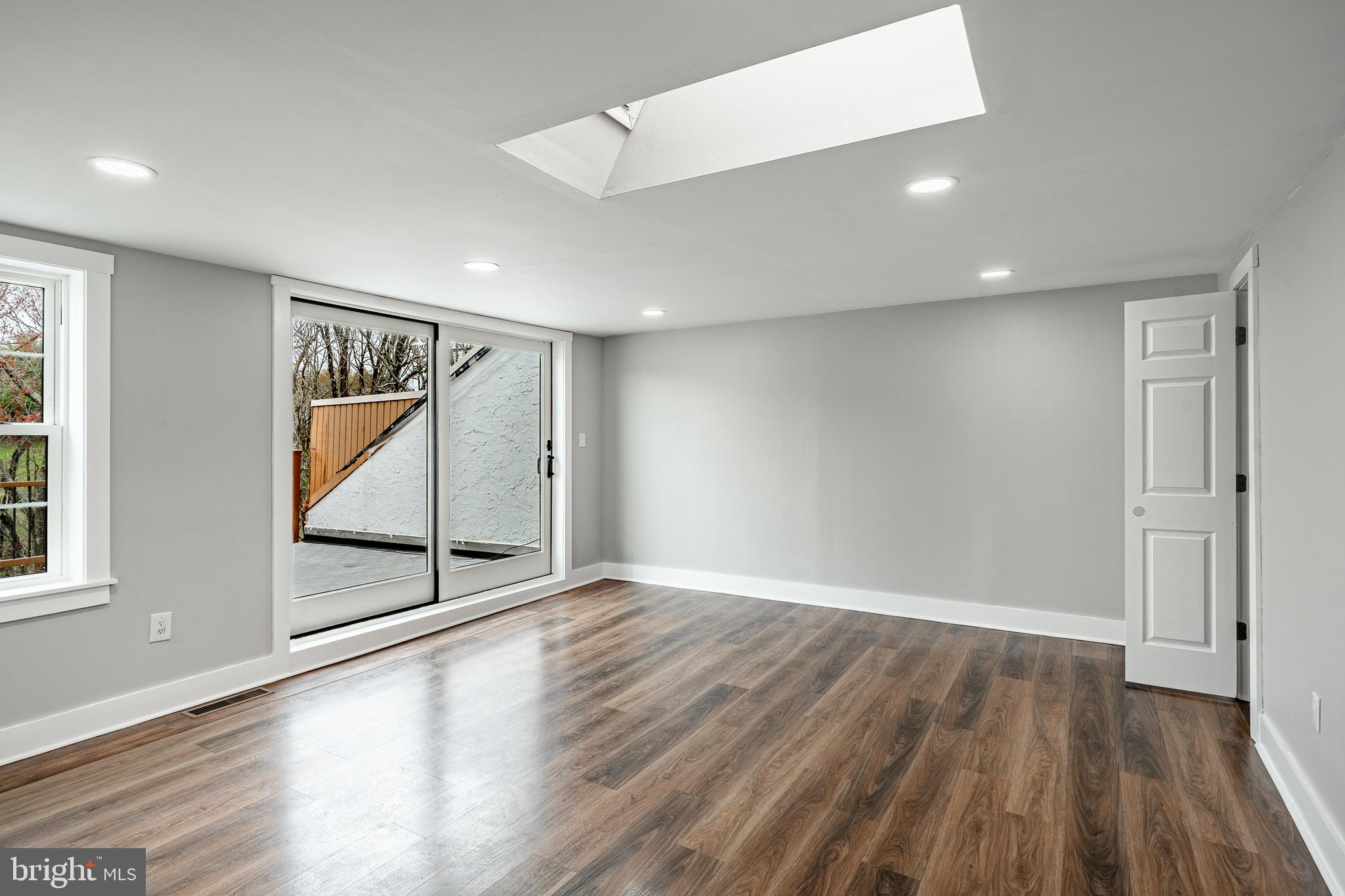 EXTON STATION - Residential Lease