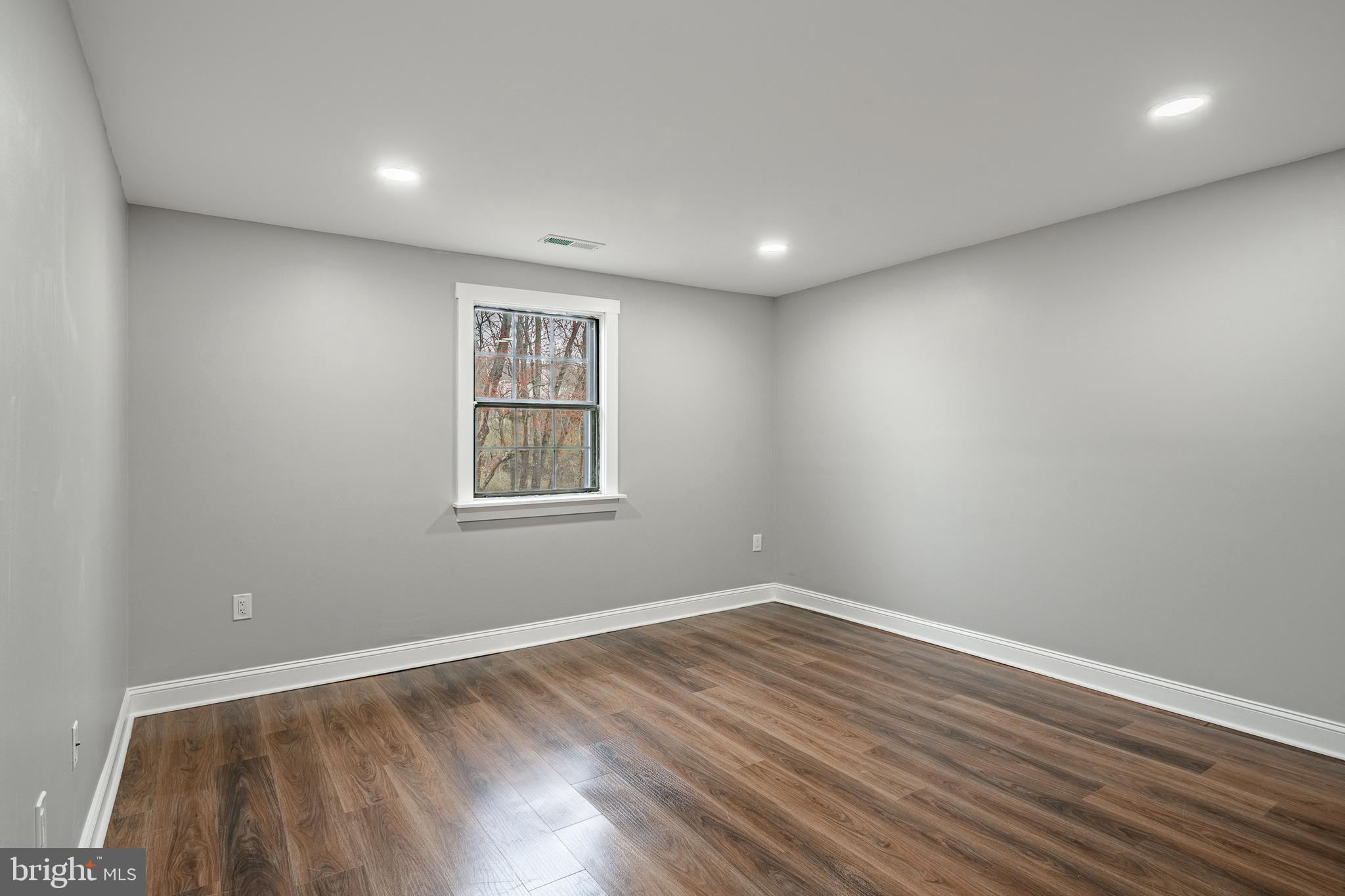 EXTON STATION - Residential Lease