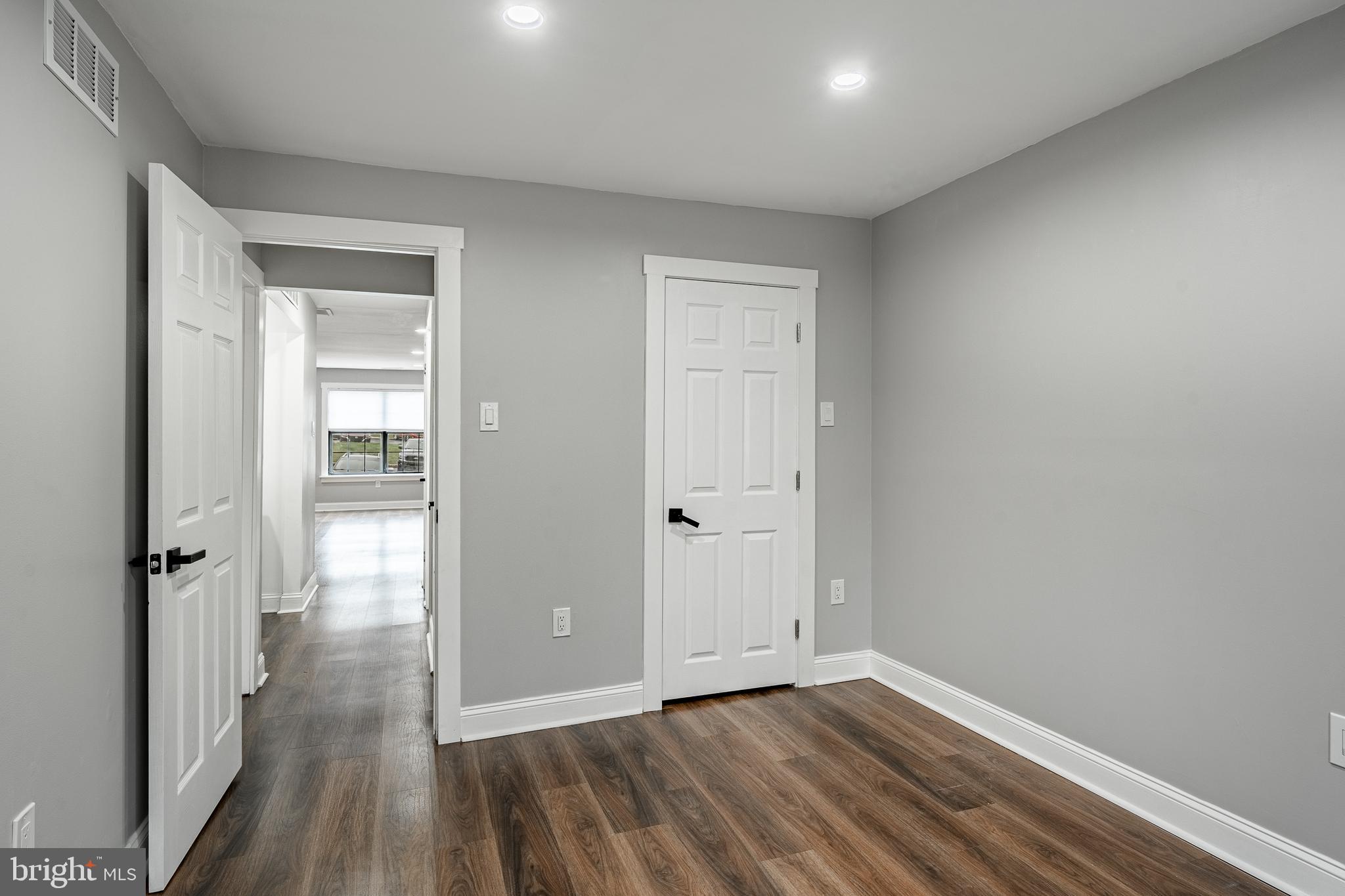 EXTON STATION - Residential Lease