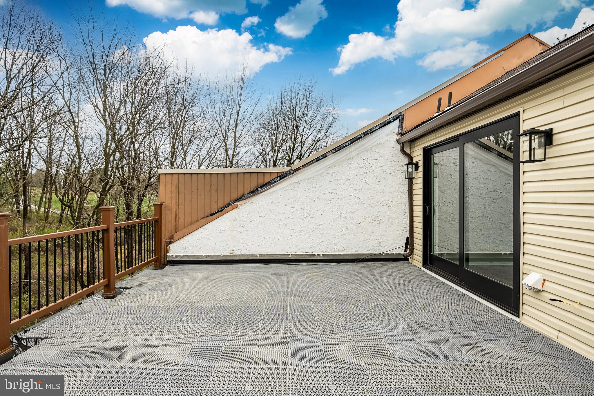 EXTON STATION - Residential Lease