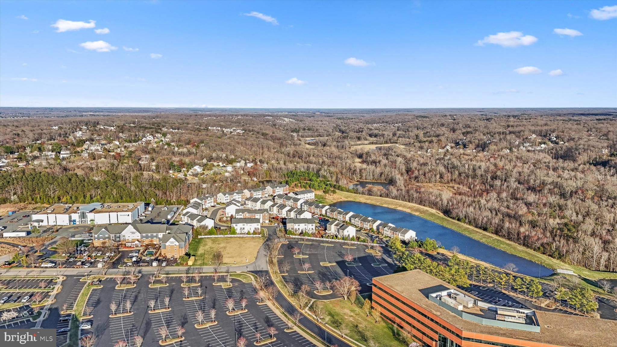 LAKESIDE - Residential