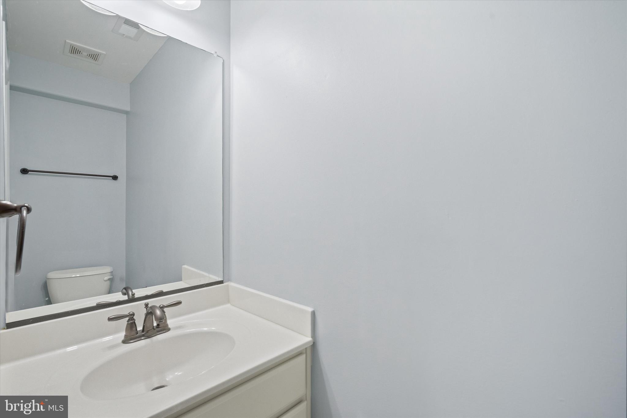 LAKESIDE - Residential