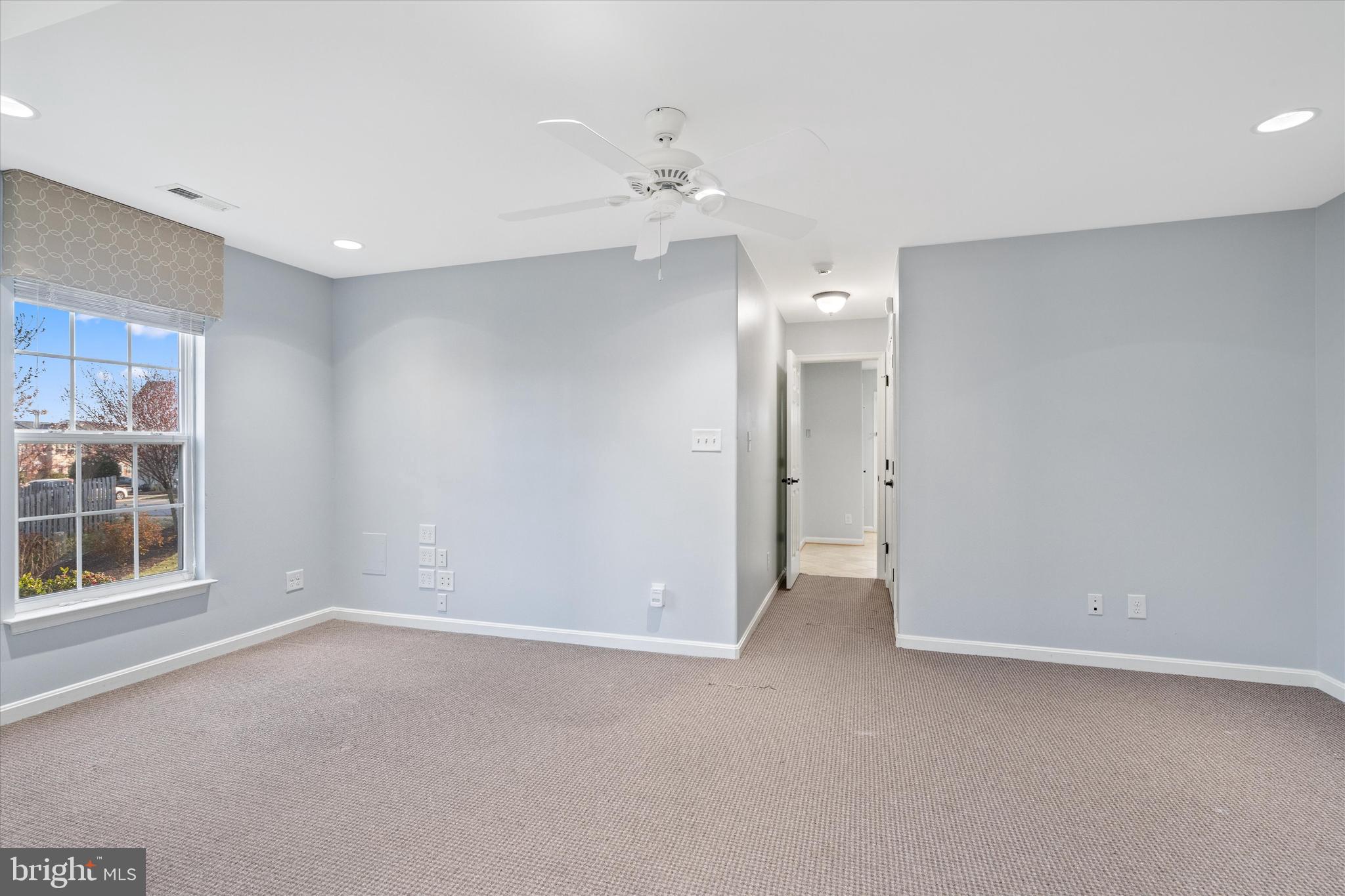 LAKESIDE - Residential