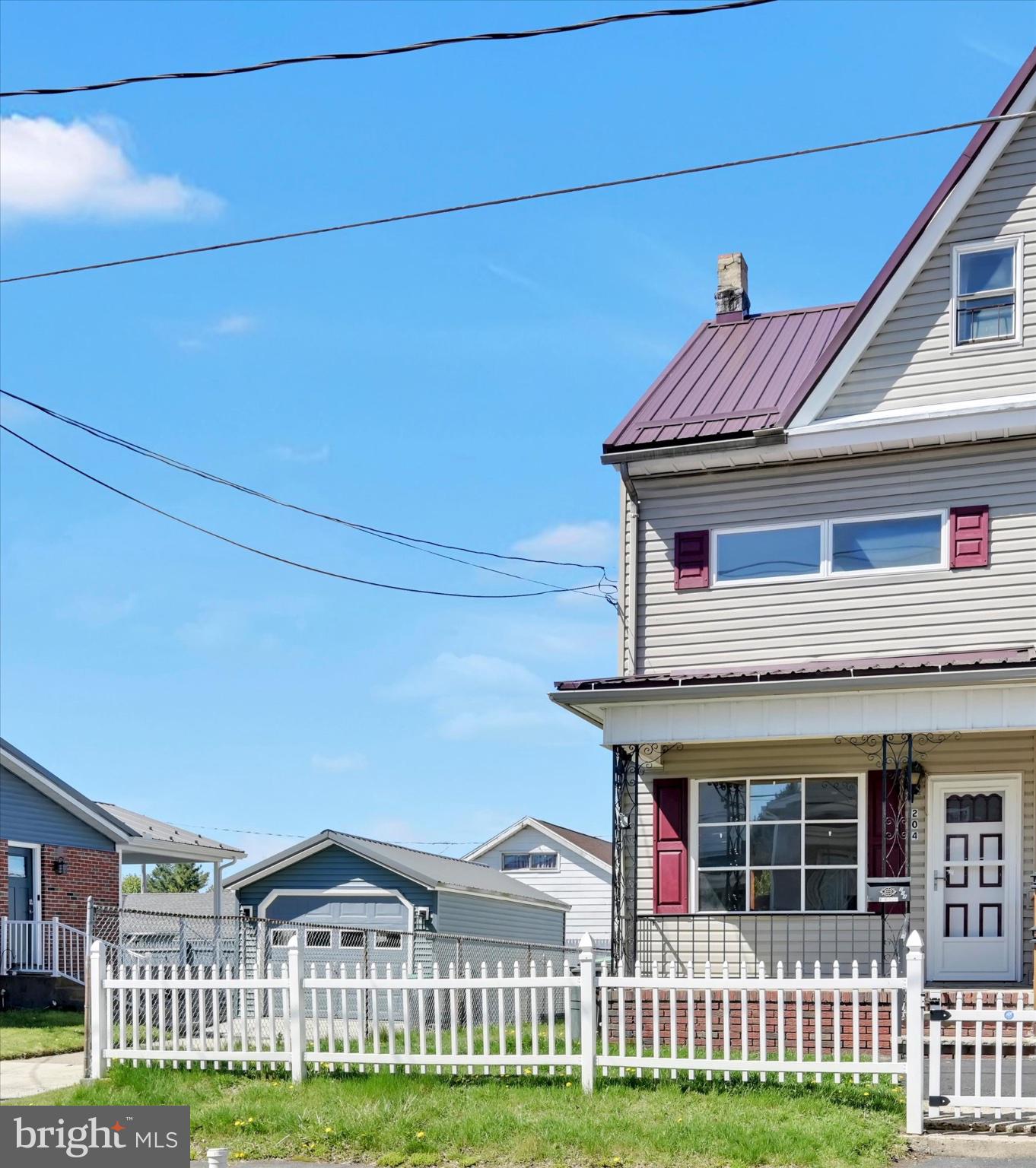 FRACKVILLE - Residential