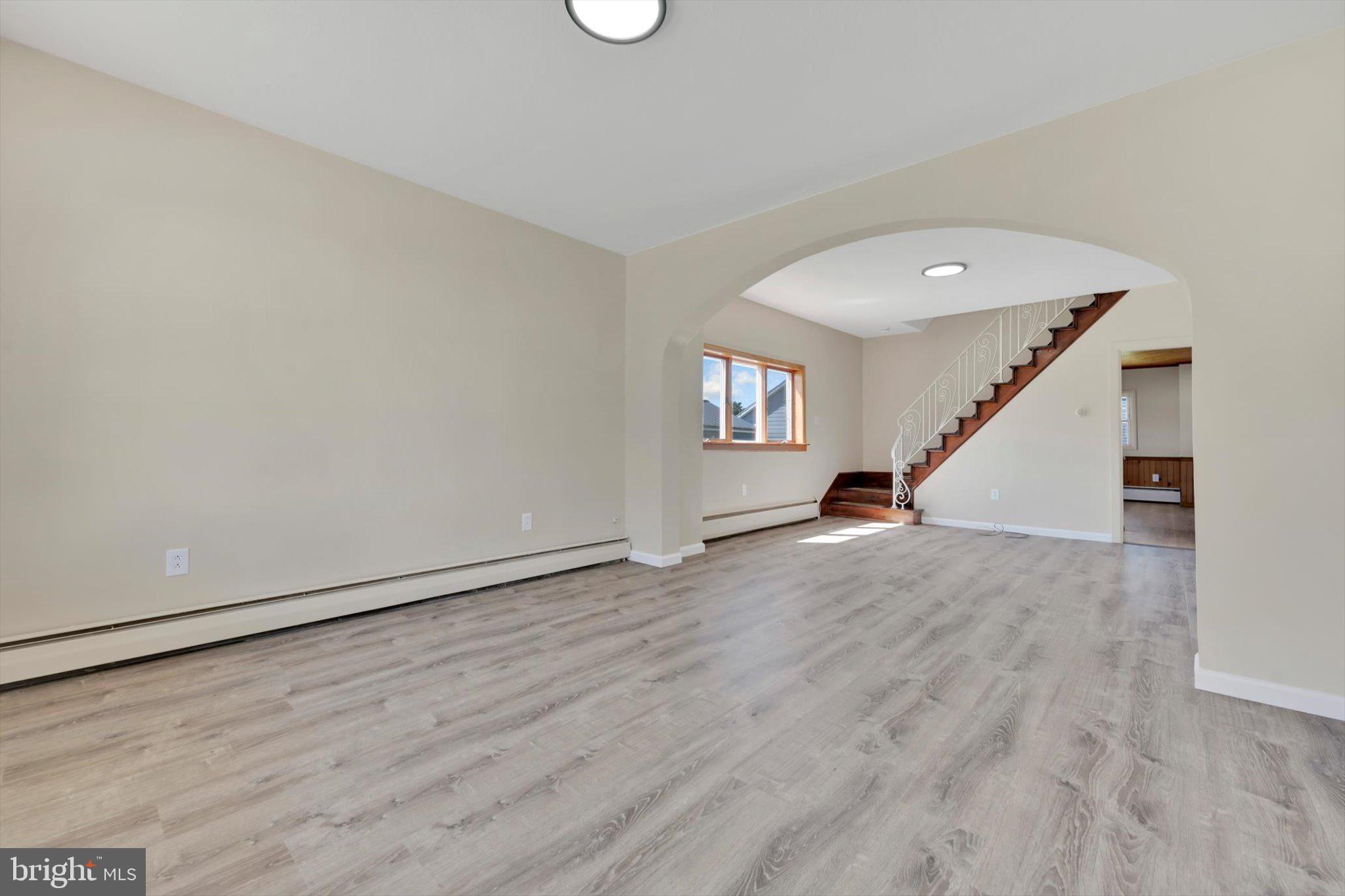 FRACKVILLE - Residential