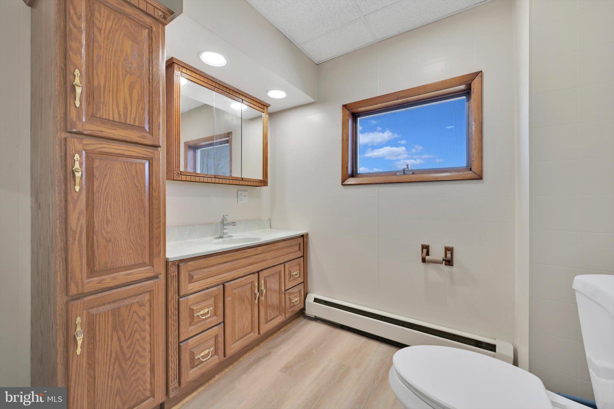 FRACKVILLE - Residential