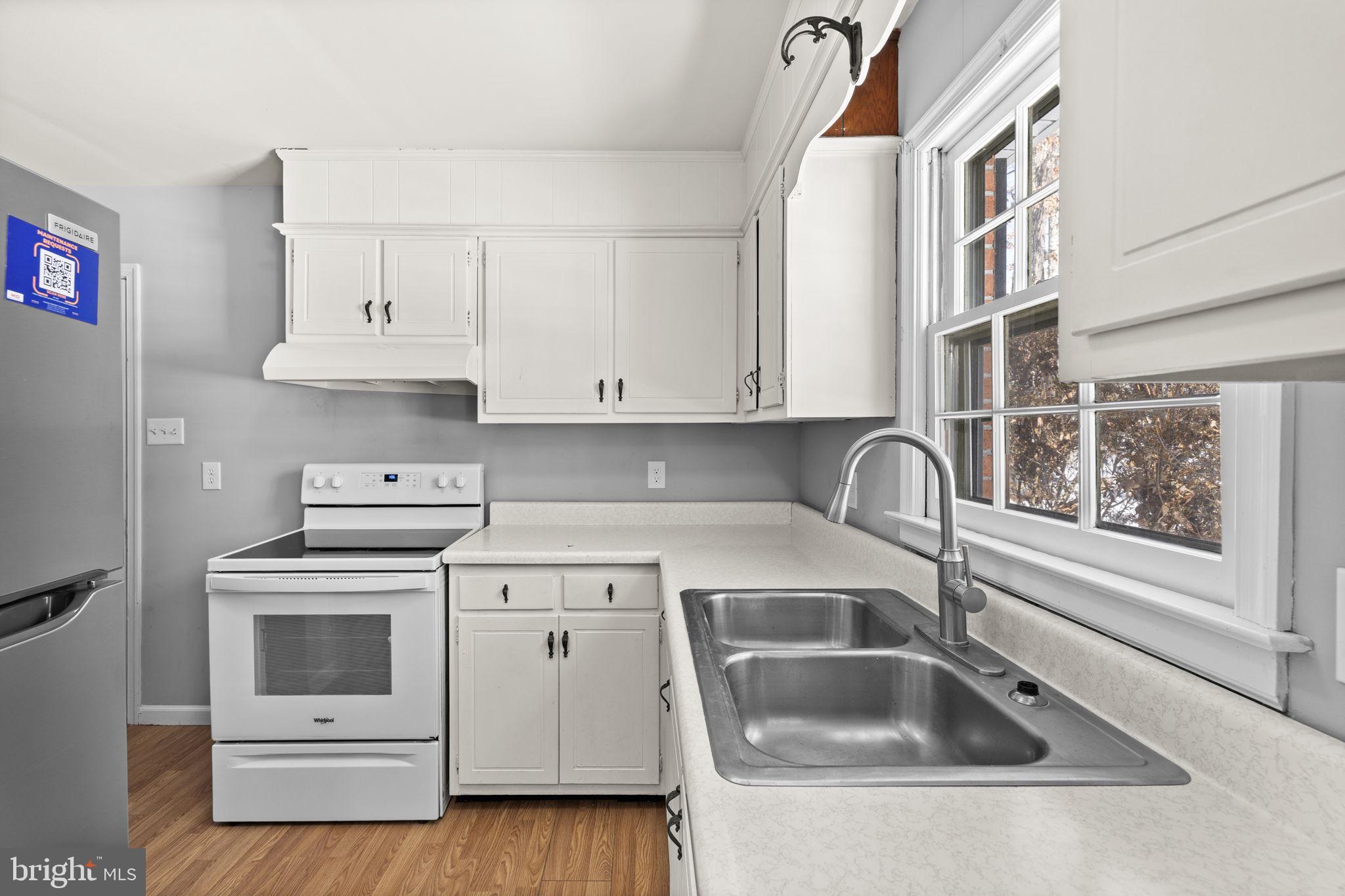 WALNUT WOODS - Residential