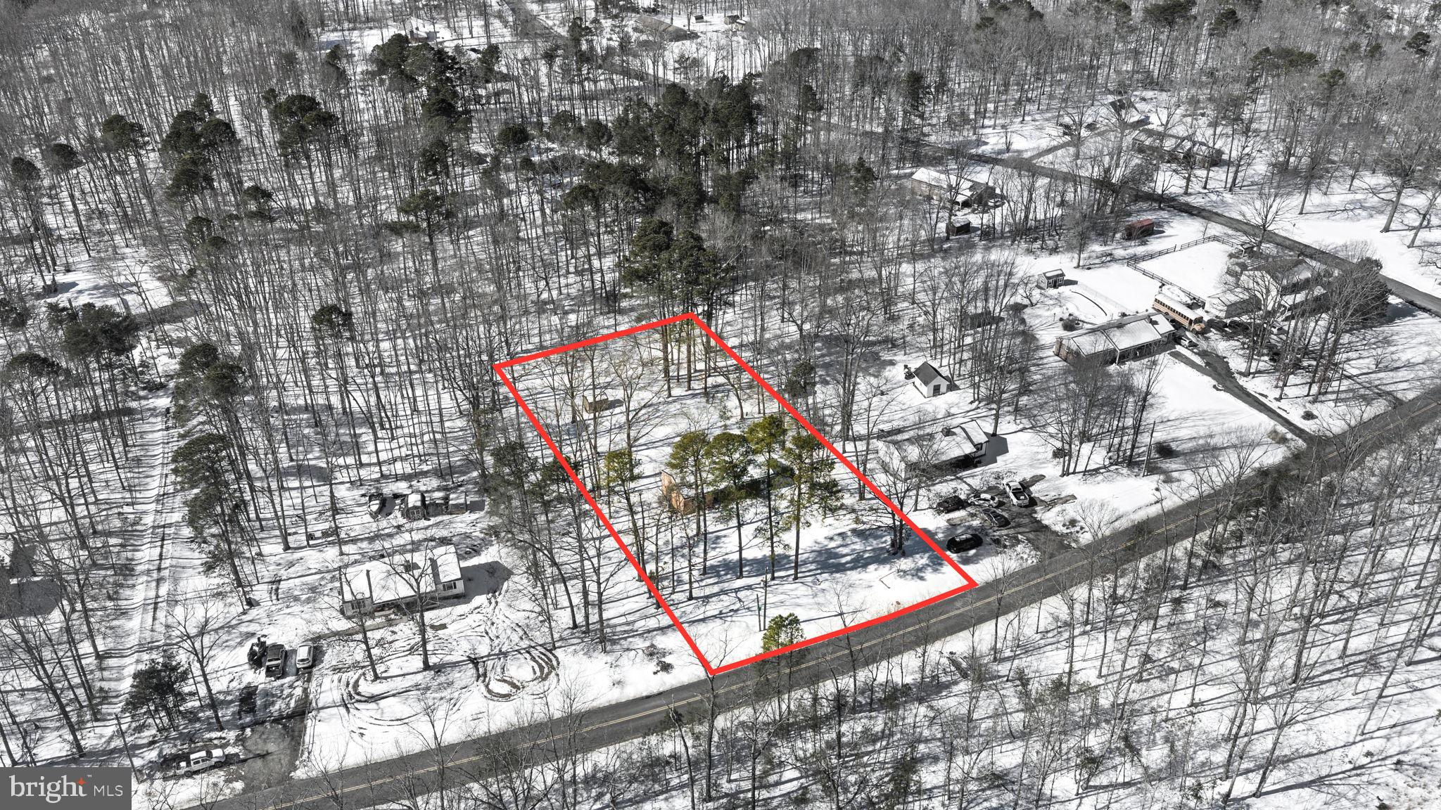 WALNUT WOODS - Residential