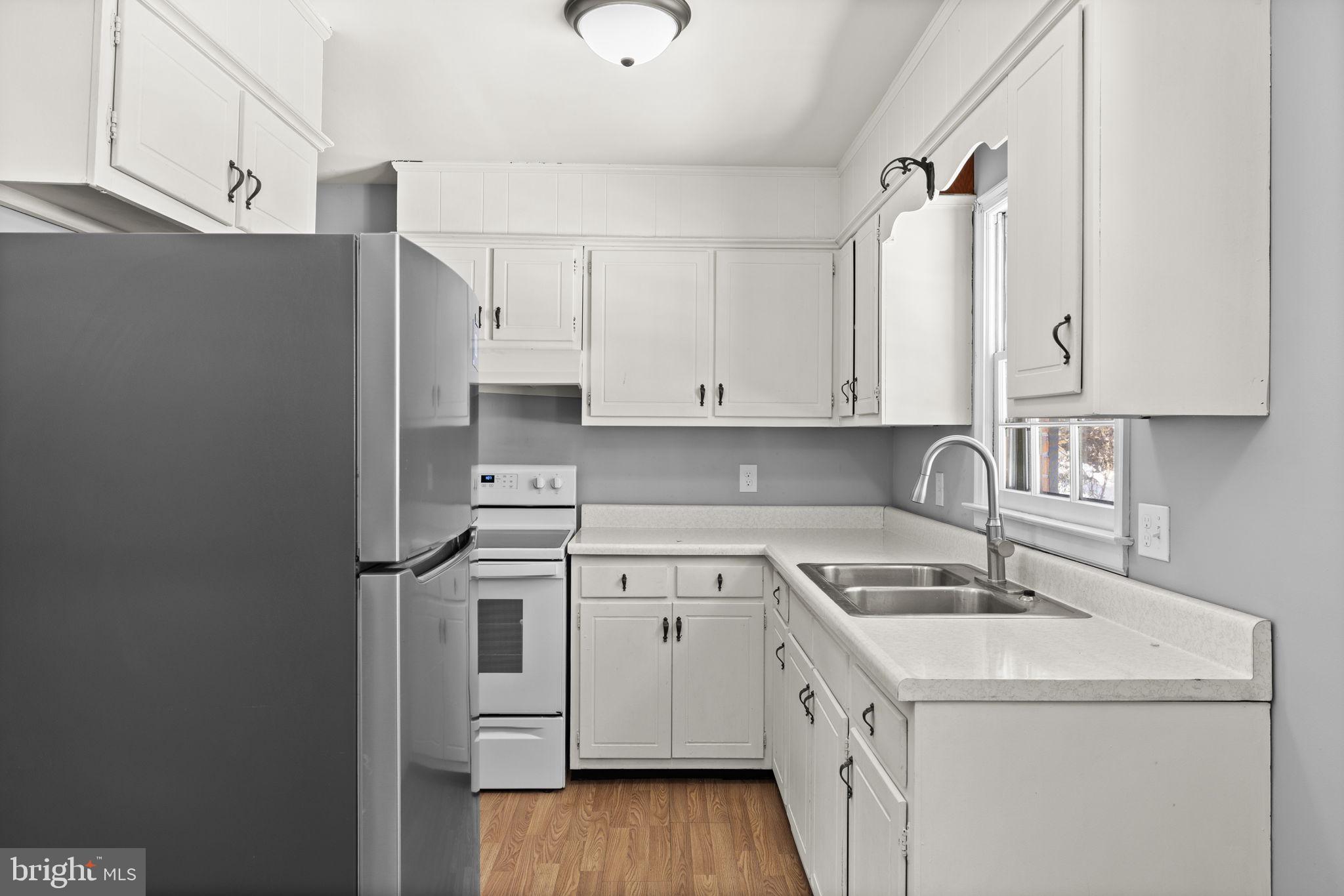 WALNUT WOODS - Residential