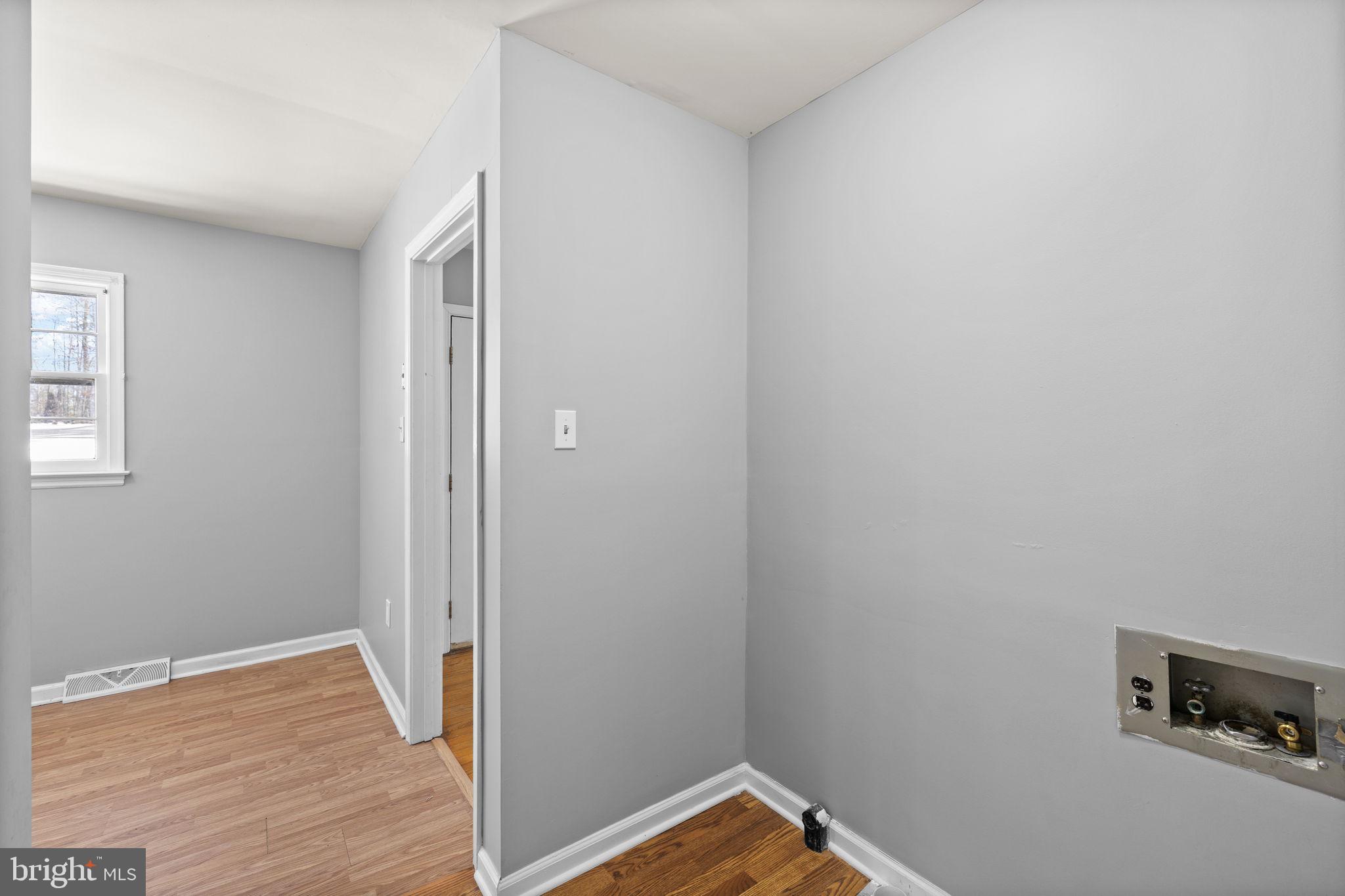 WALNUT WOODS - Residential