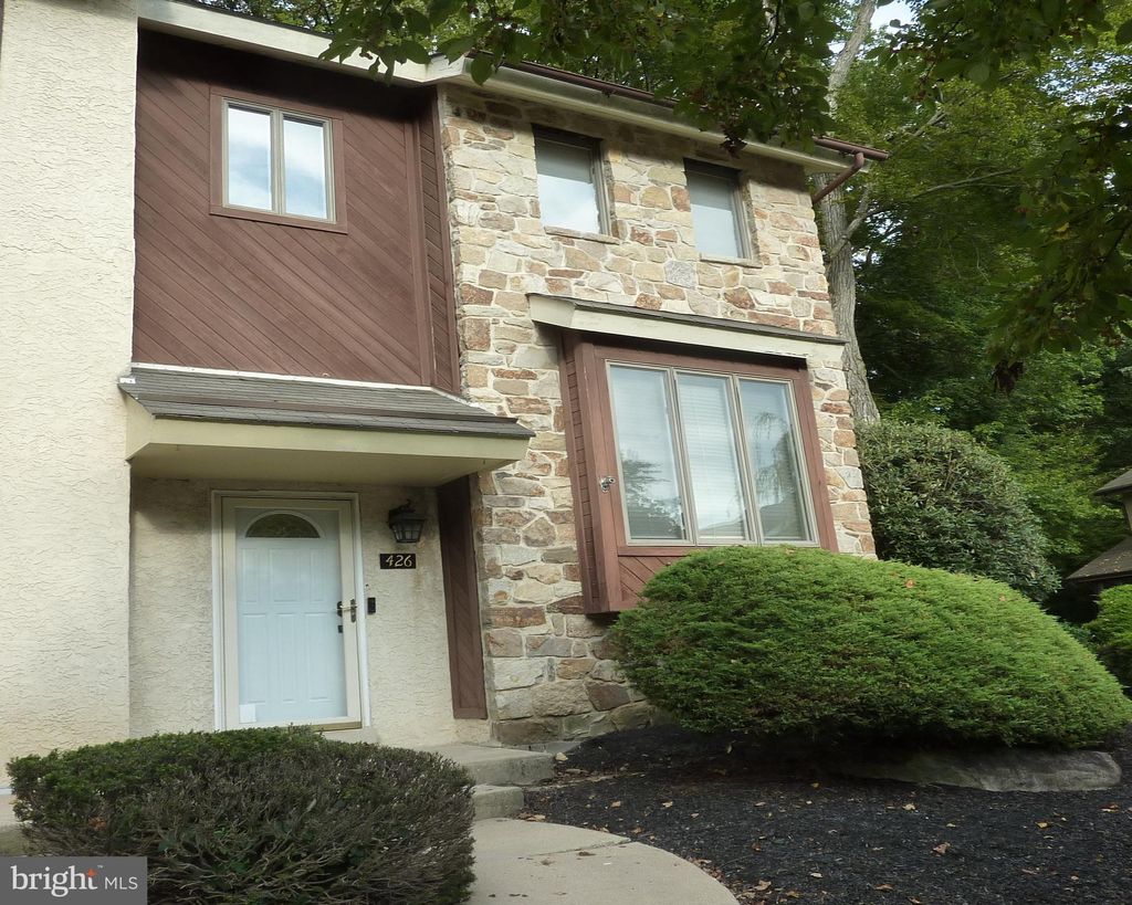 Photo of 426 Heatherwood Drive, MEDIA, PA 19063 (MLS # PADE2099958)