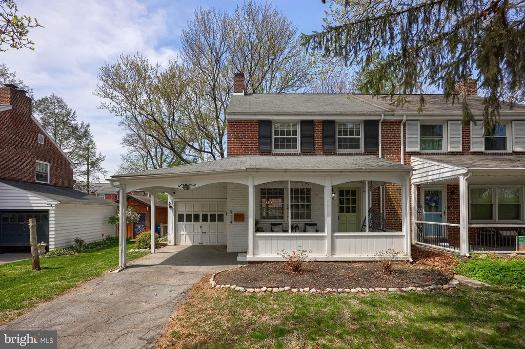 Photo of 914 N President Avenue, LANCASTER, PA 17603 (MLS # PALA2064340)