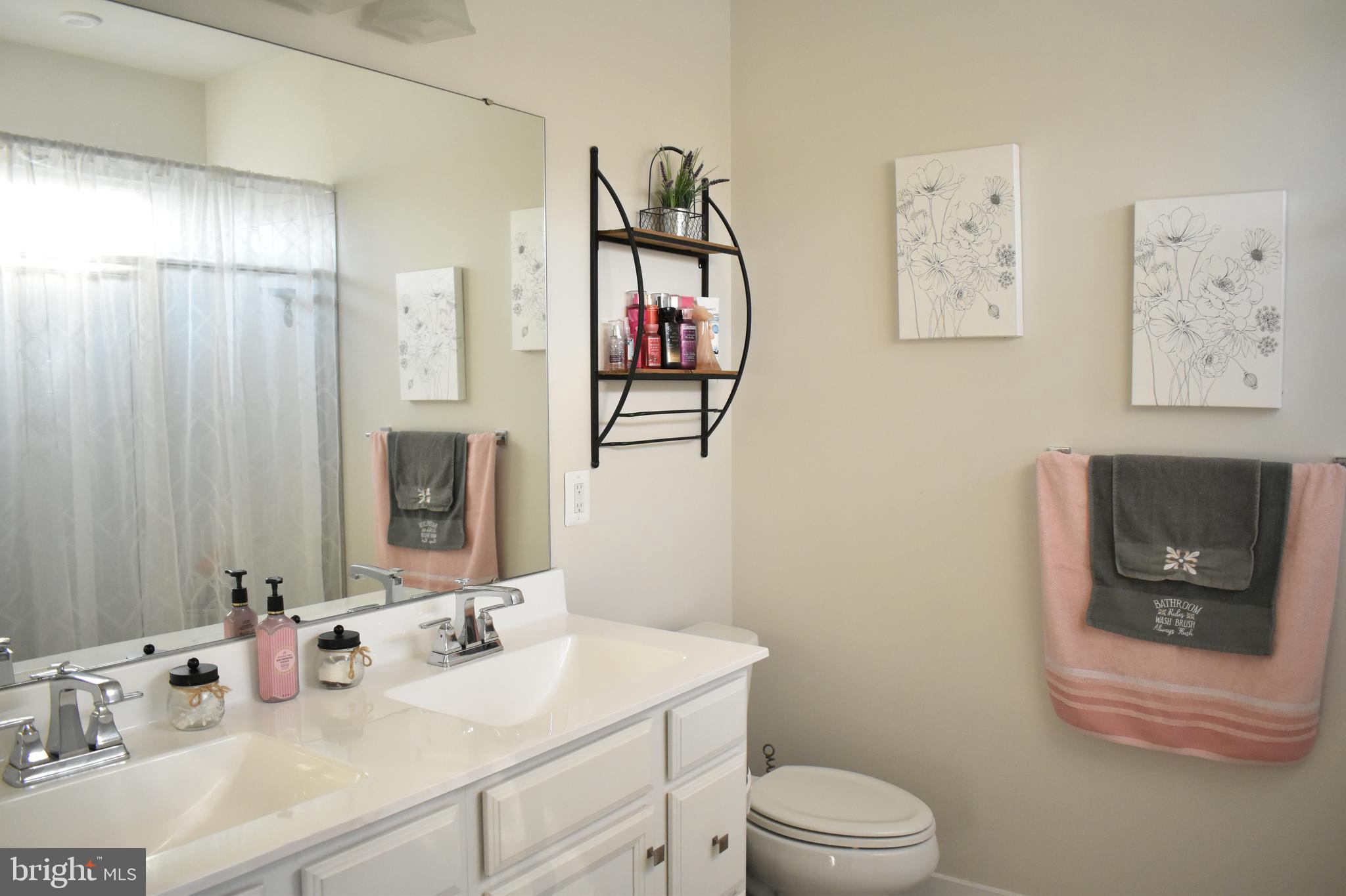 LAKE FREDERICK - Residential