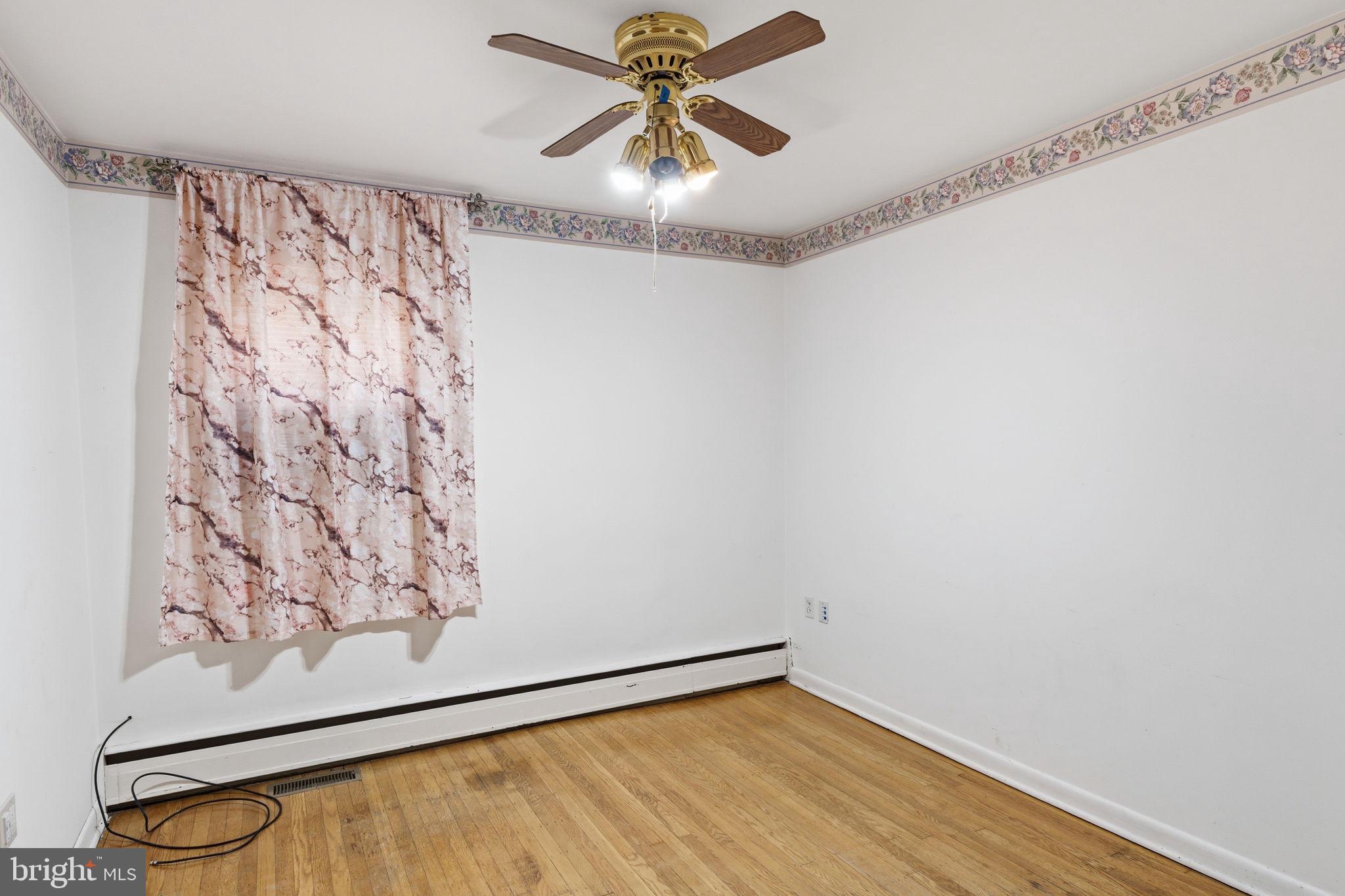 FOX CHASE - Residential