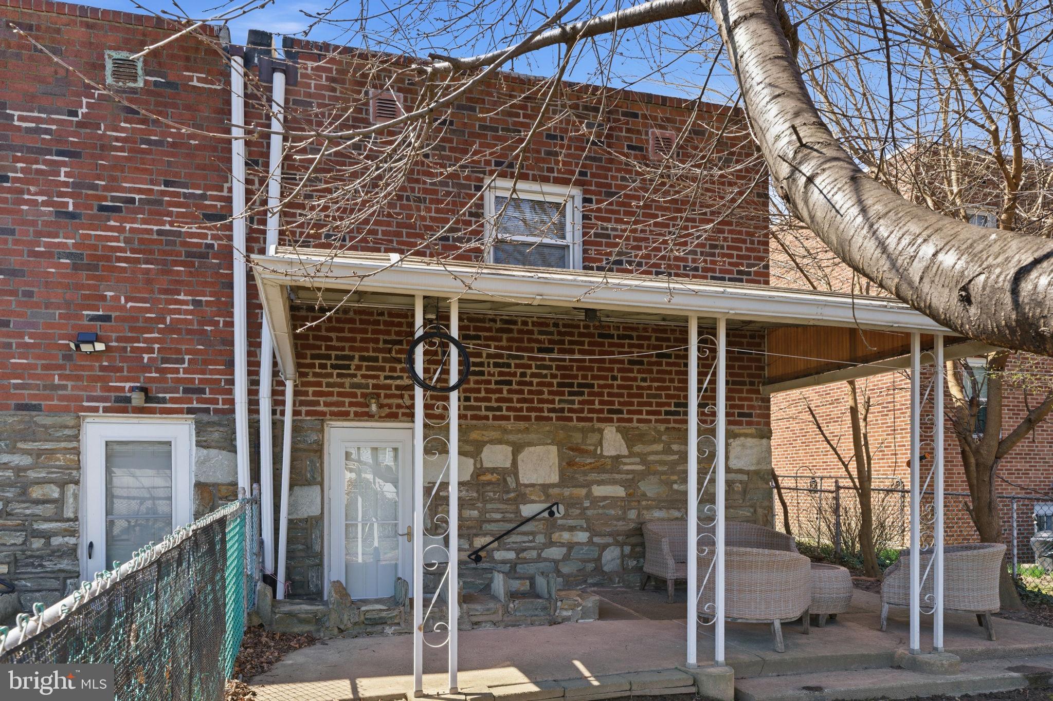 FOX CHASE - Residential