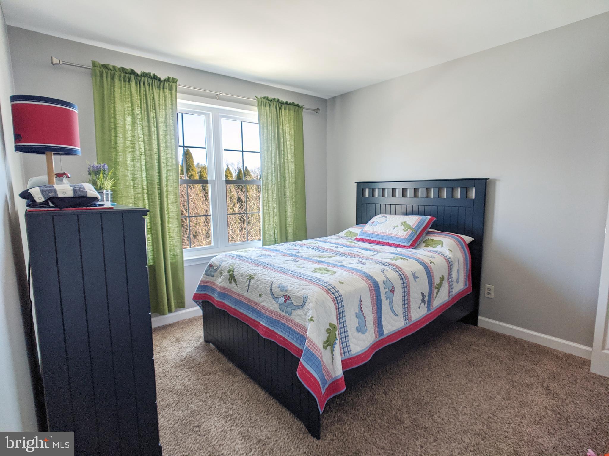 COUNTRY BEND - Residential