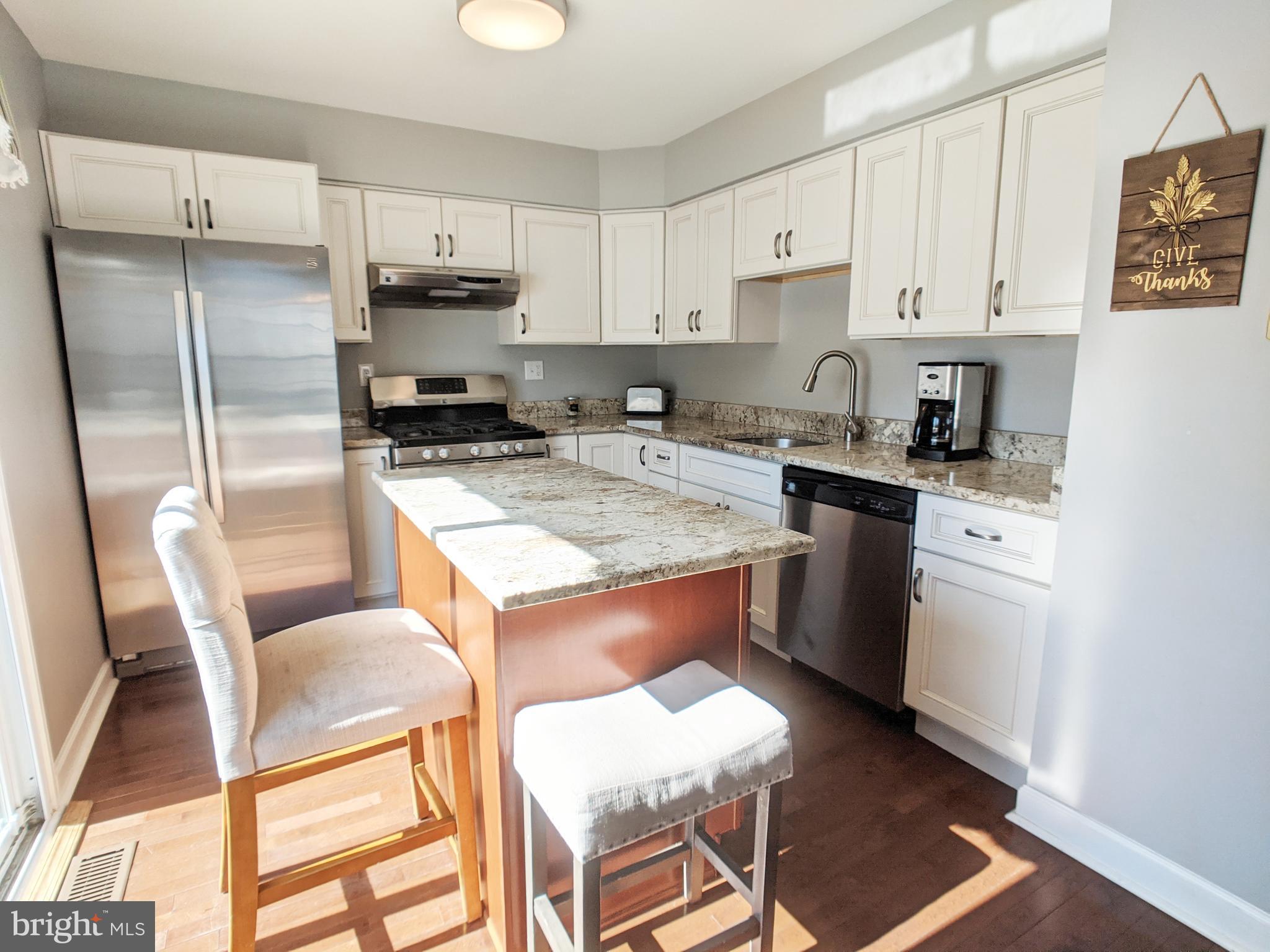 COUNTRY BEND - Residential