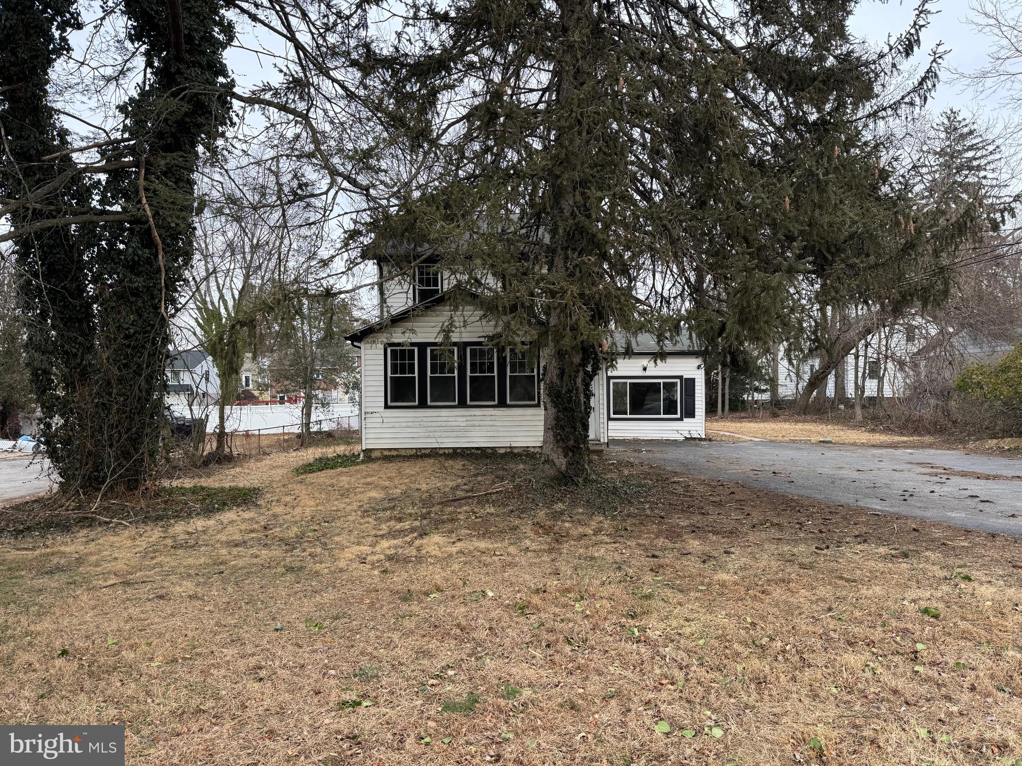 SPRINGFIELD - Residential Lease