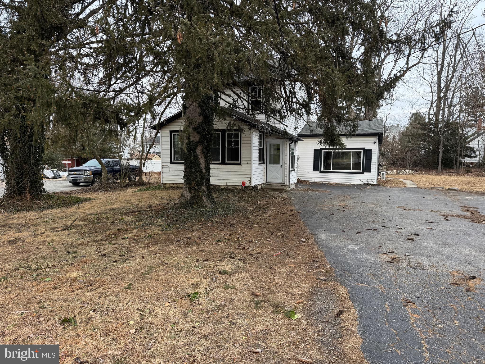 SPRINGFIELD - Residential Lease