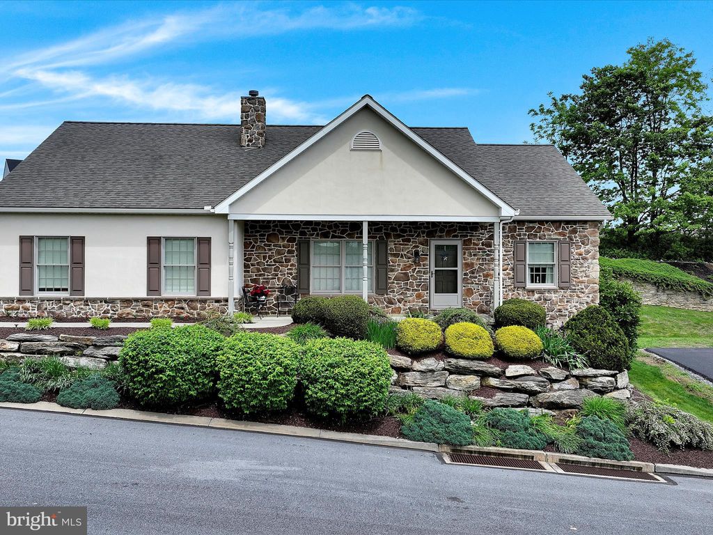 Photo of 214 Fite Way, QUARRYVILLE, PA 17566 (MLS # PALA2071350)