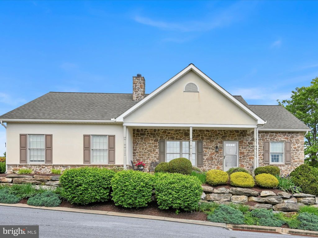 Photo of 214 Fite Way, QUARRYVILLE, PA 17566 (MLS # PALA2071350)