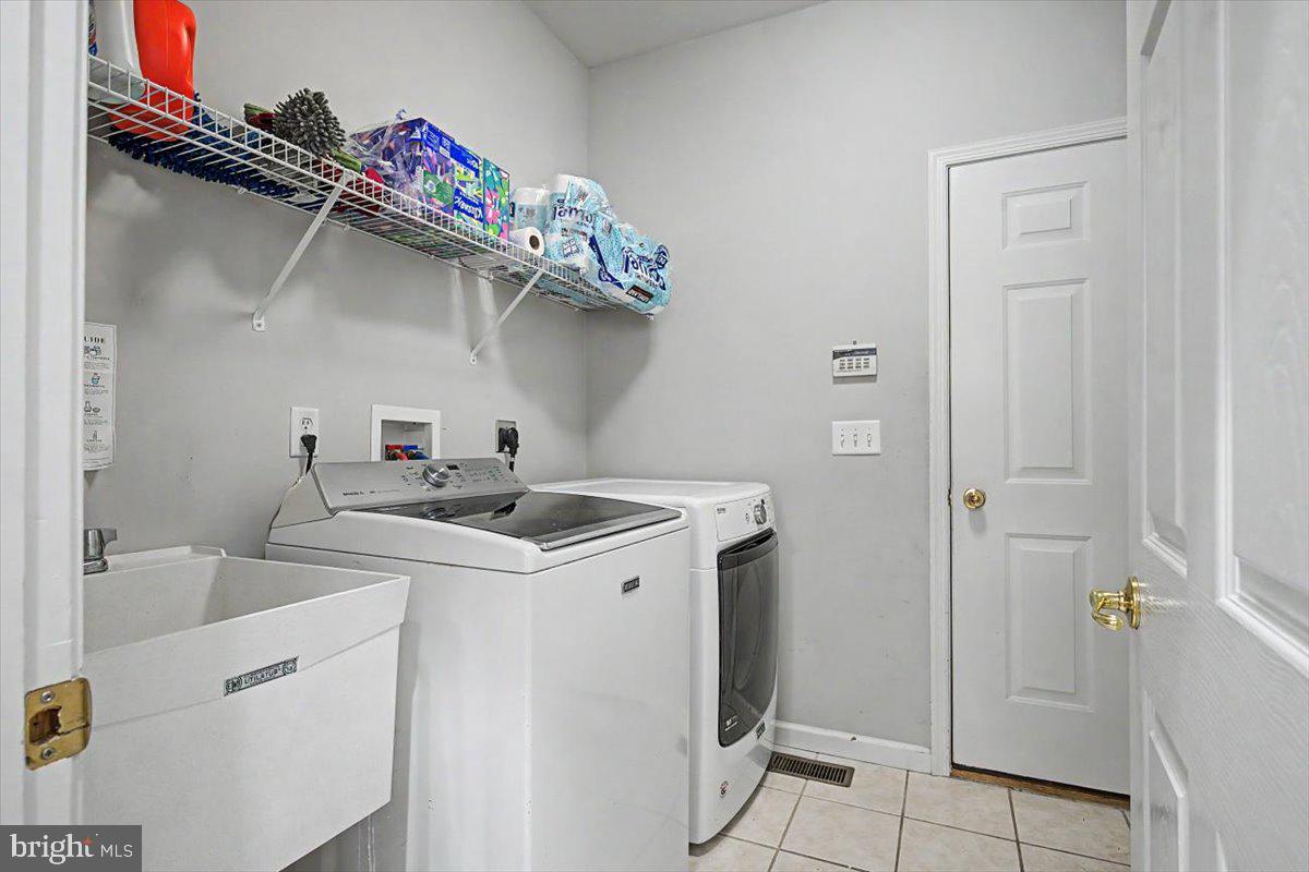 BRITTANY HILLS - Residential