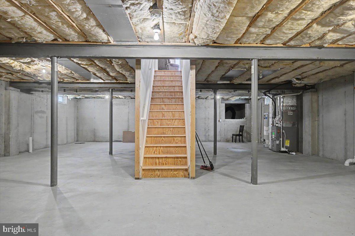 BRITTANY HILLS - Residential