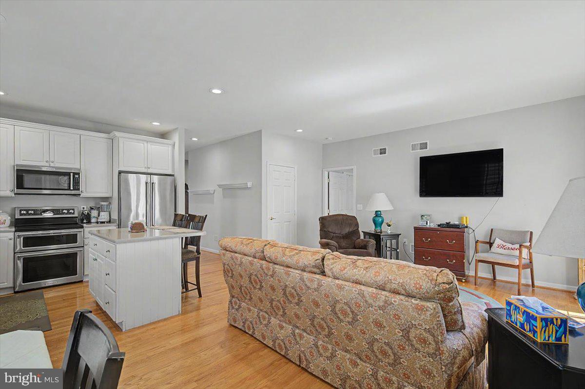 BRITTANY HILLS - Residential