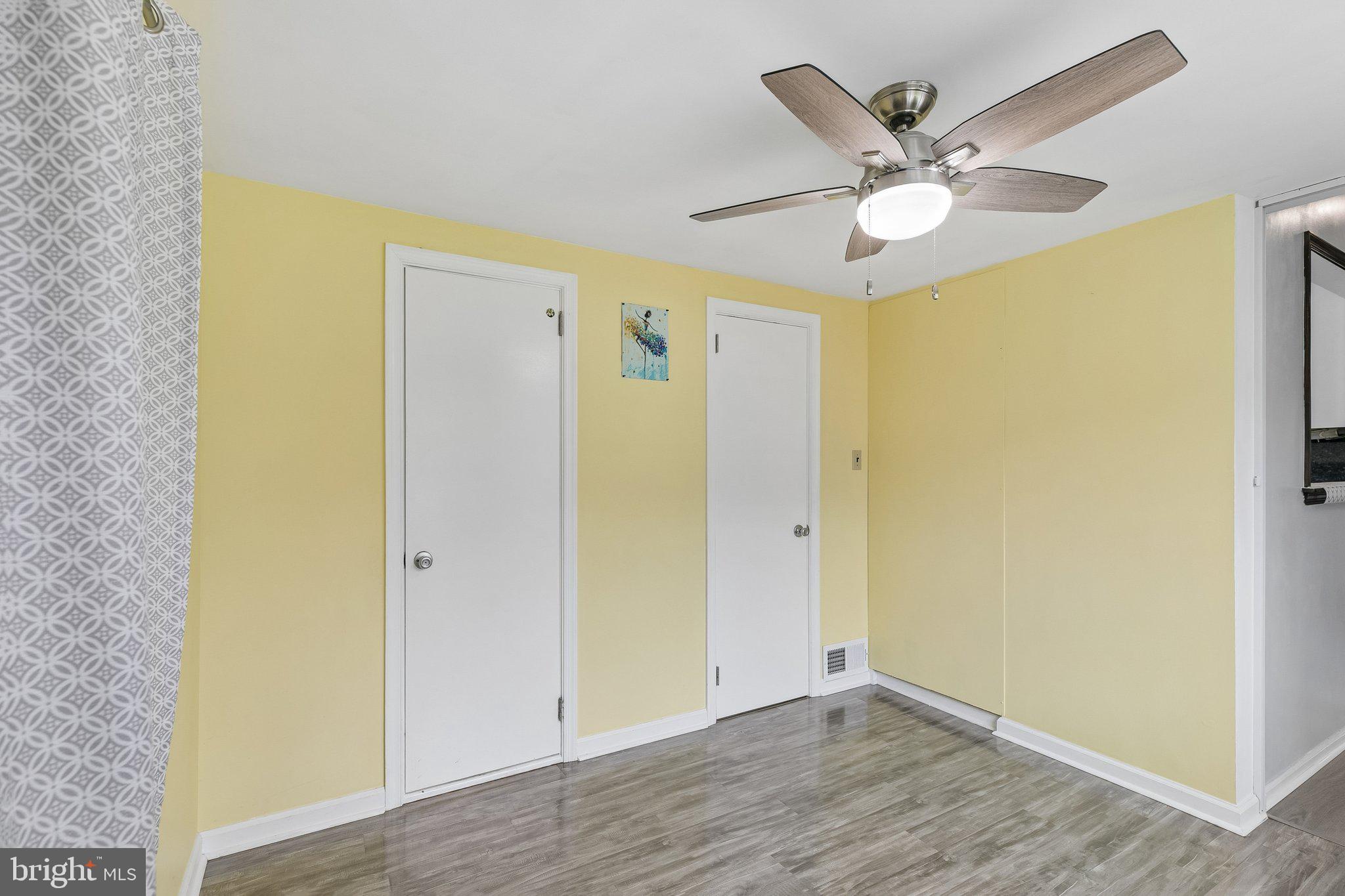 HUNTINGDON VALLEY - Residential