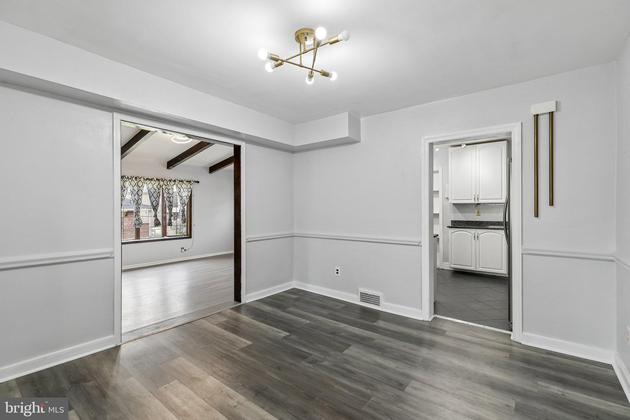 HUNTINGDON VALLEY - Residential