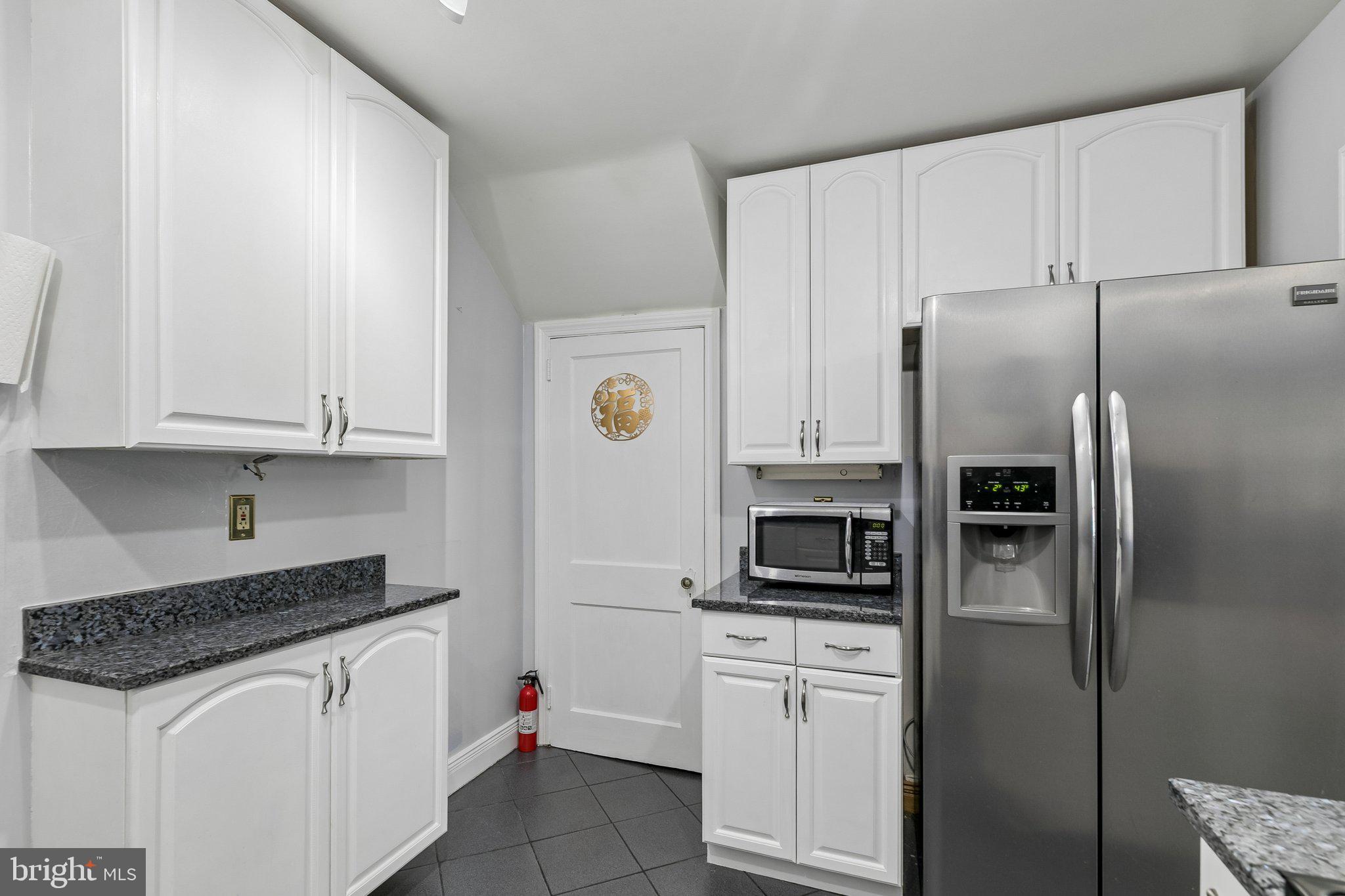 HUNTINGDON VALLEY - Residential