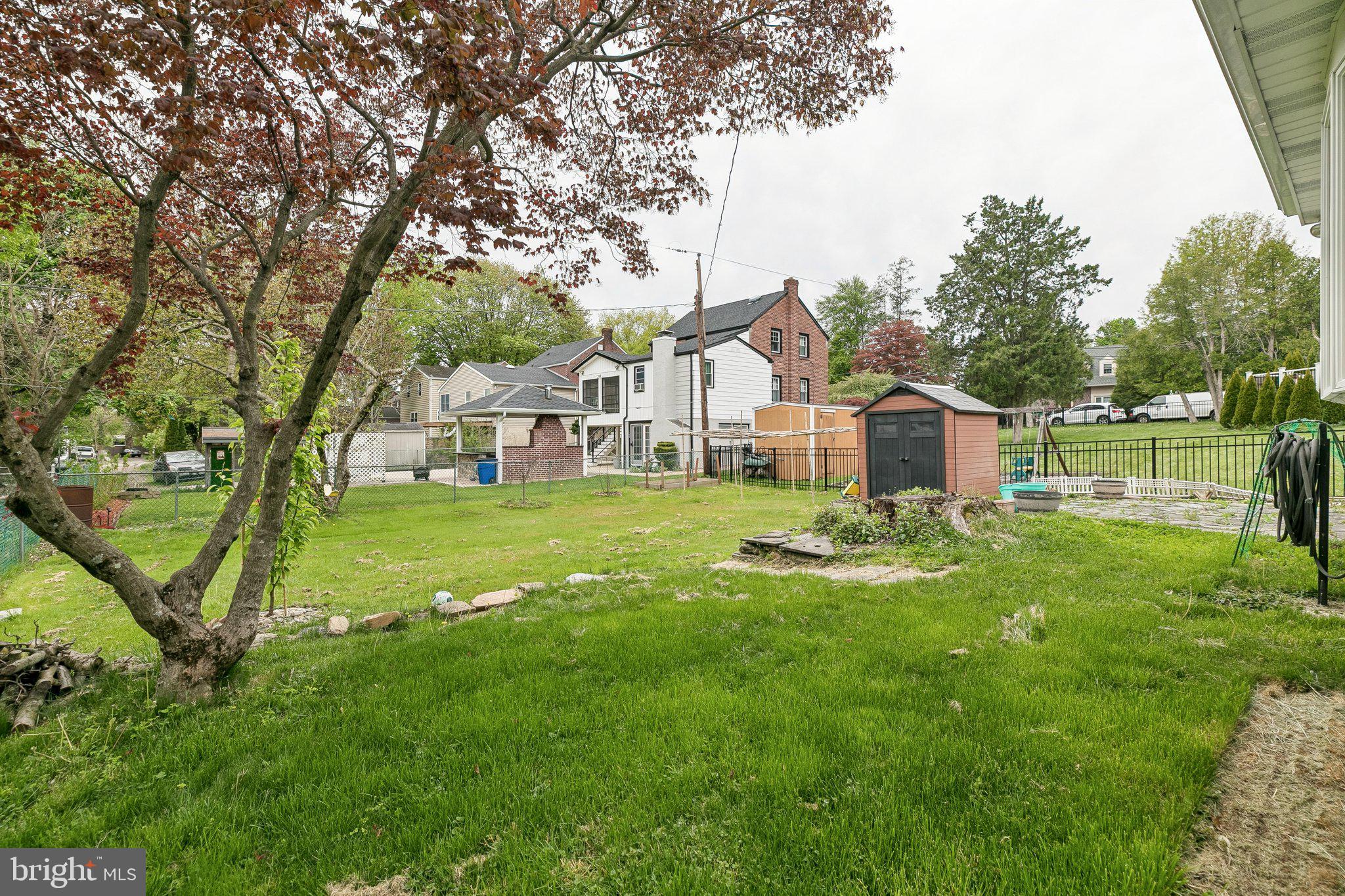 HUNTINGDON VALLEY - Residential
