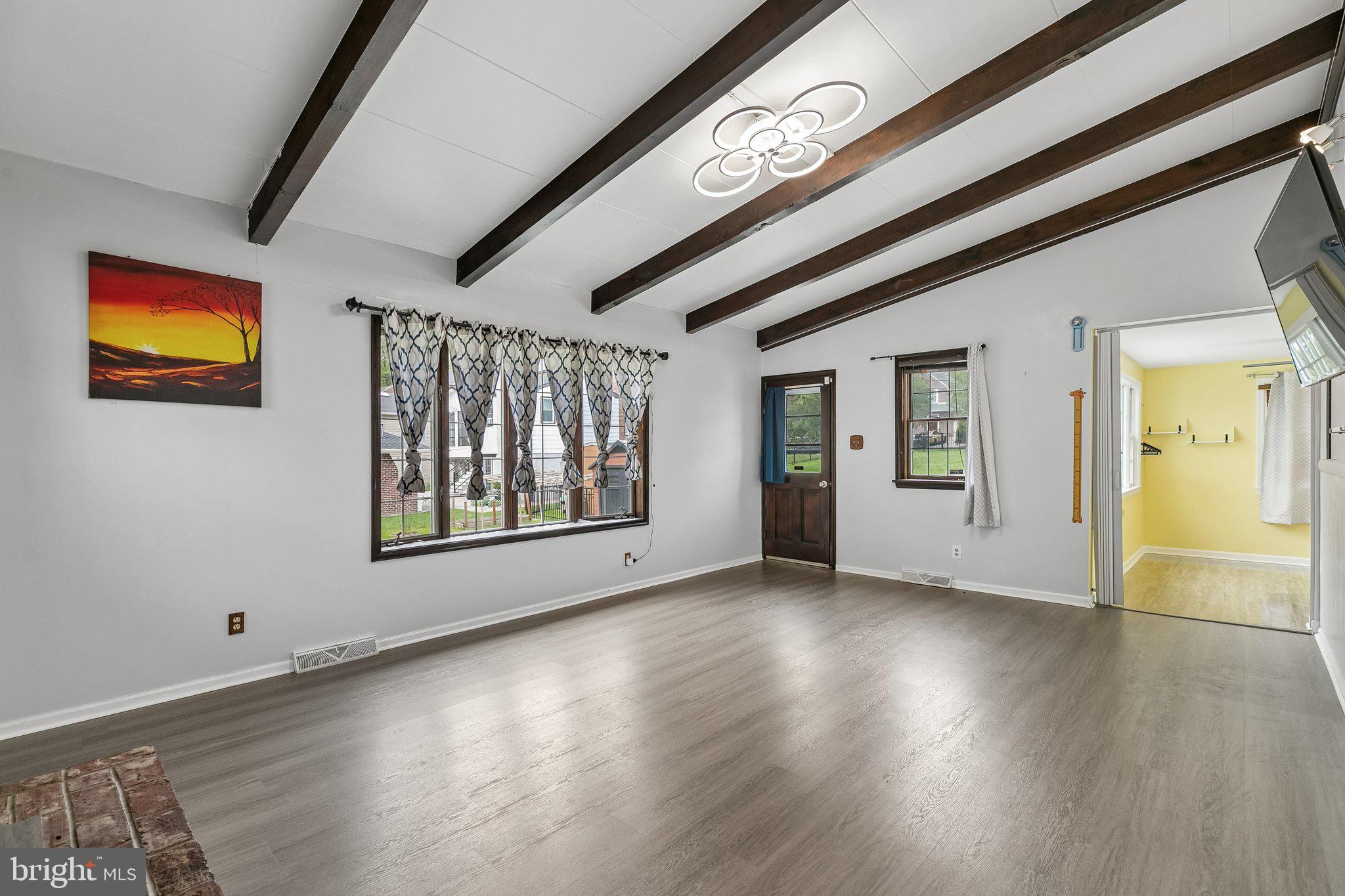 HUNTINGDON VALLEY - Residential