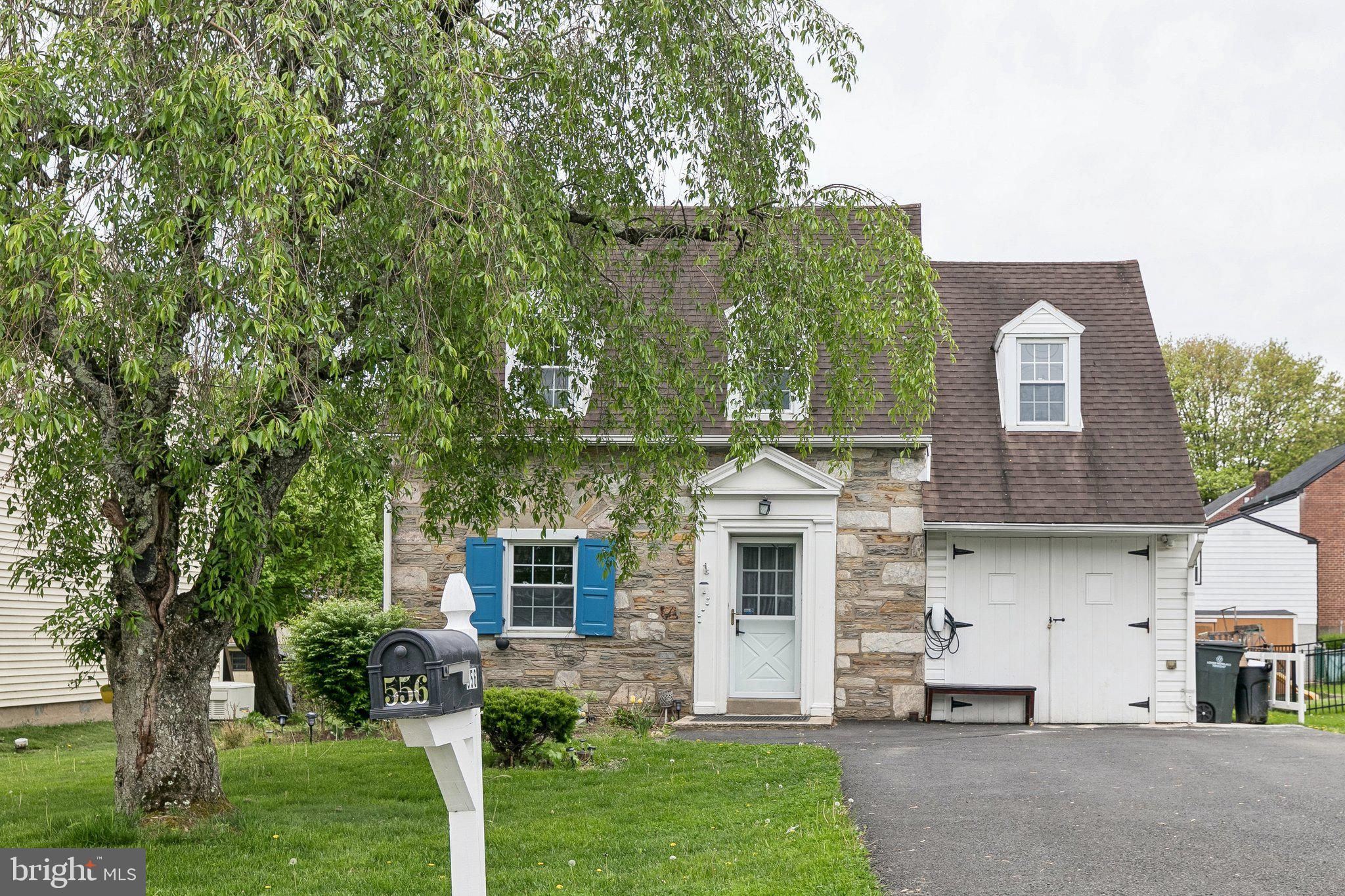 HUNTINGDON VALLEY - Residential