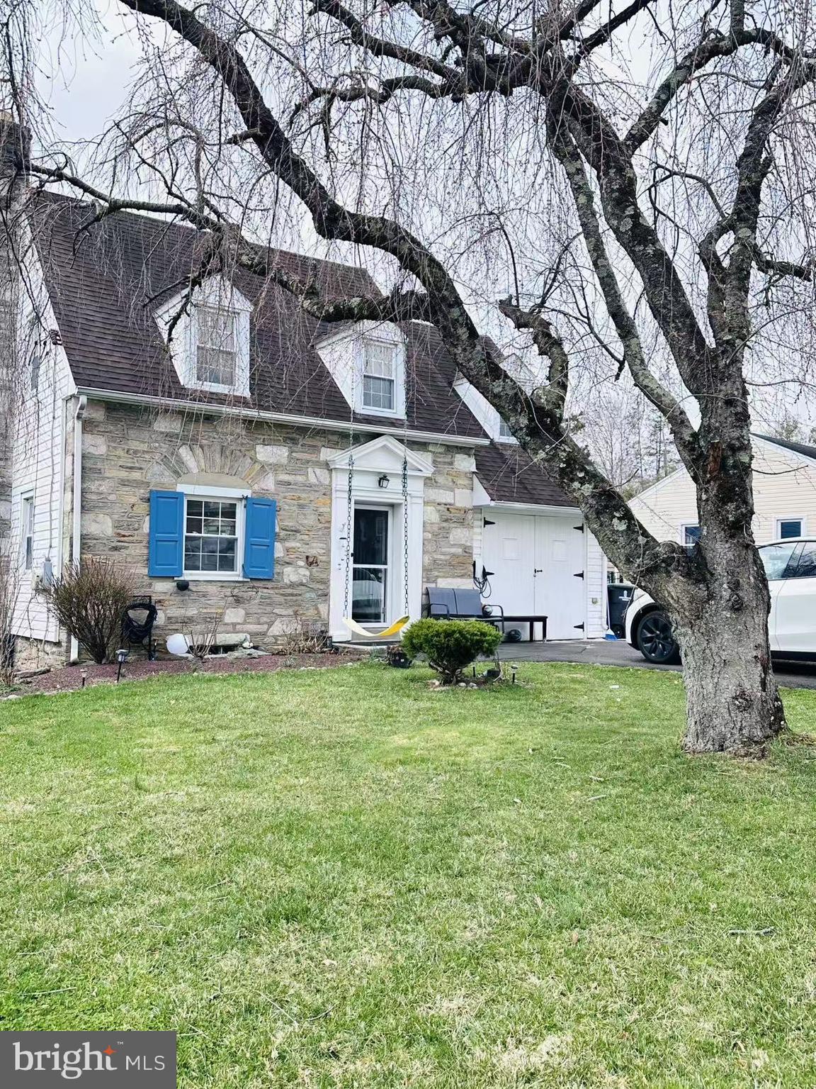 HUNTINGDON VALLEY - Residential