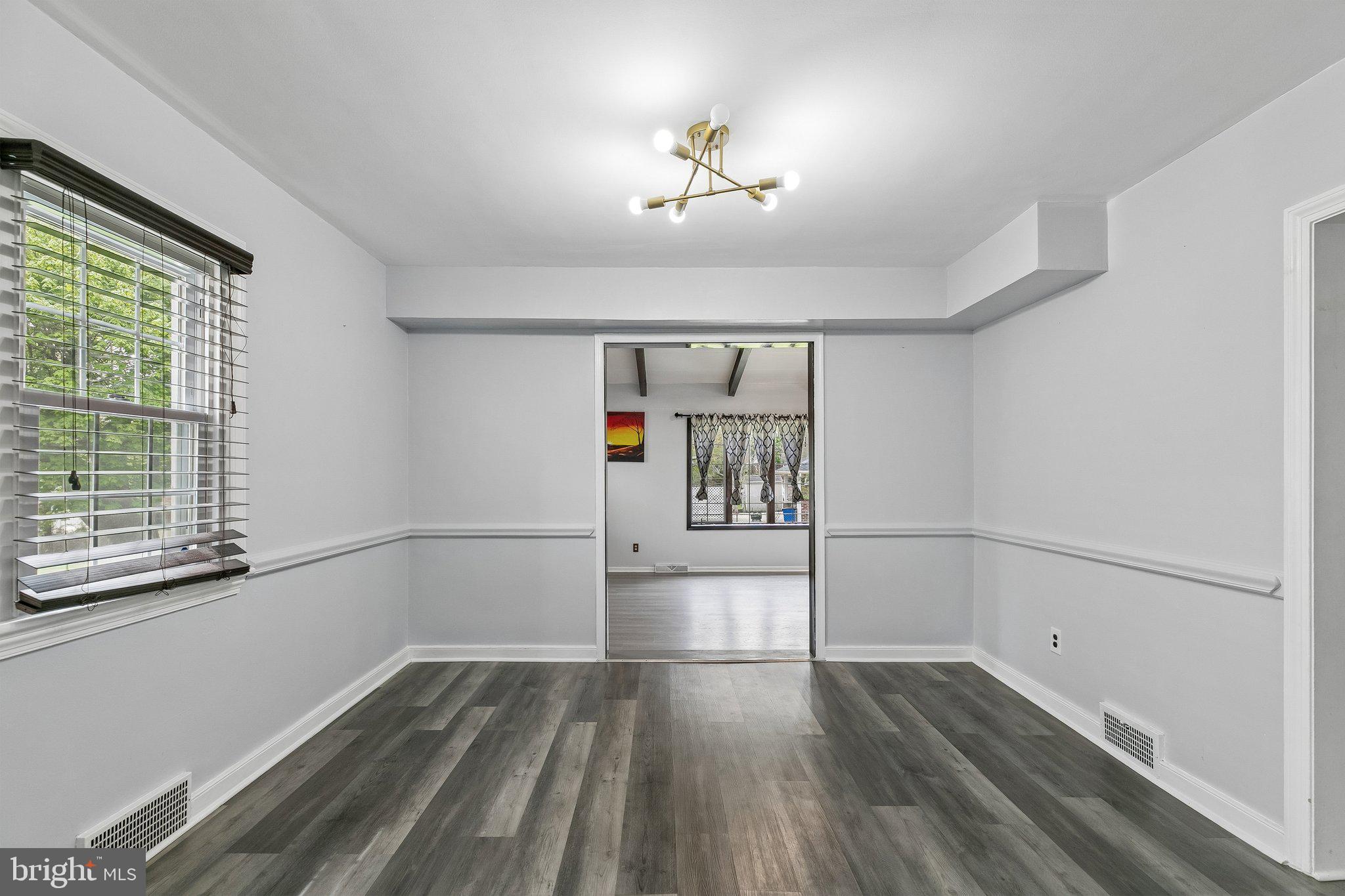 HUNTINGDON VALLEY - Residential