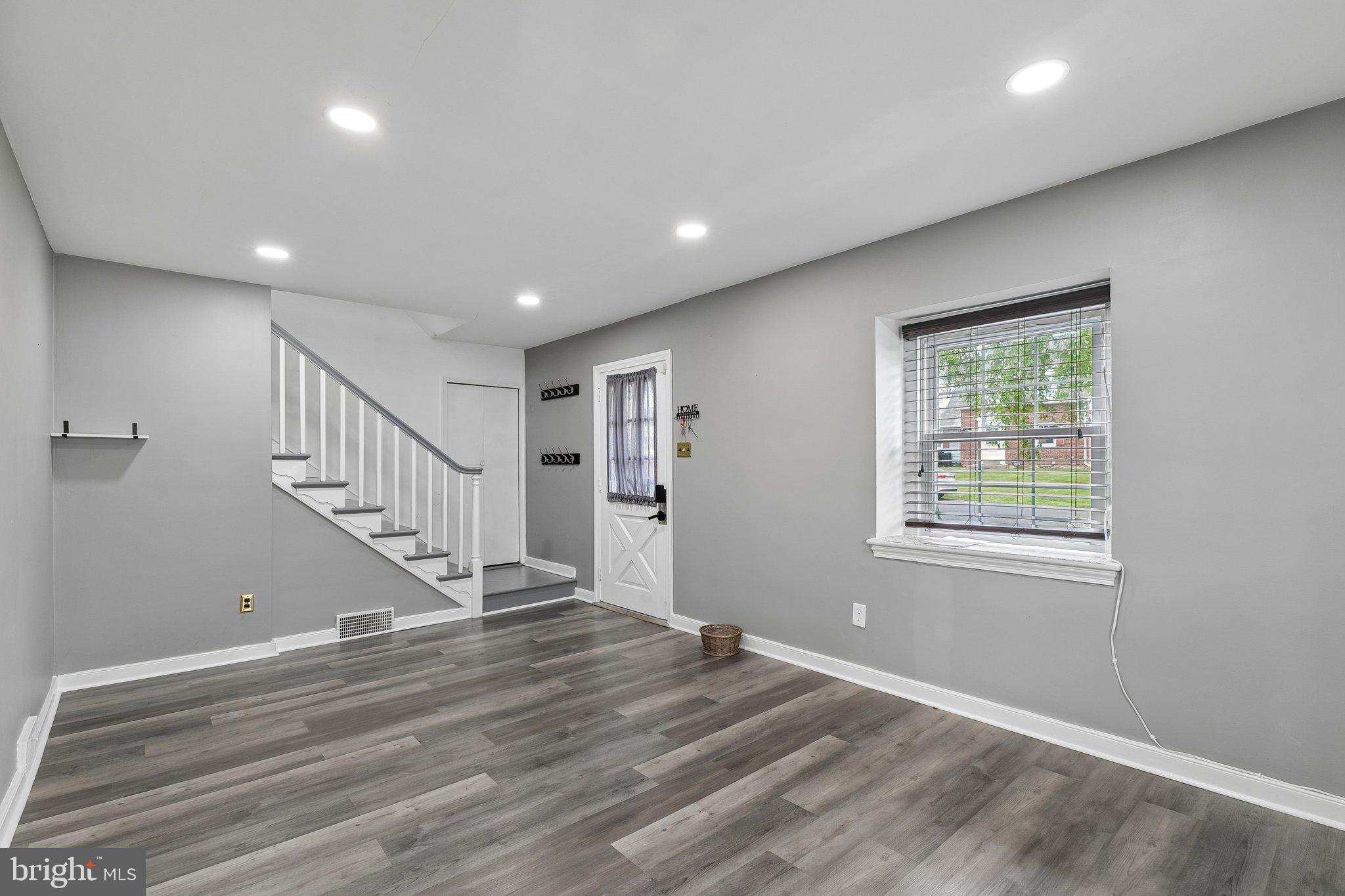 HUNTINGDON VALLEY - Residential