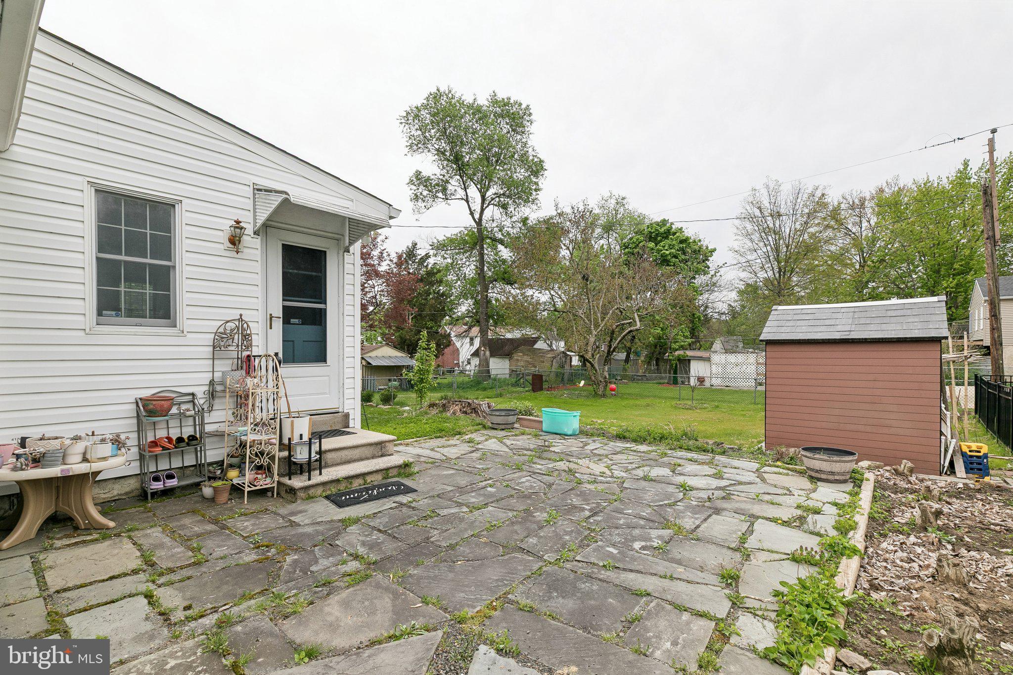 HUNTINGDON VALLEY - Residential