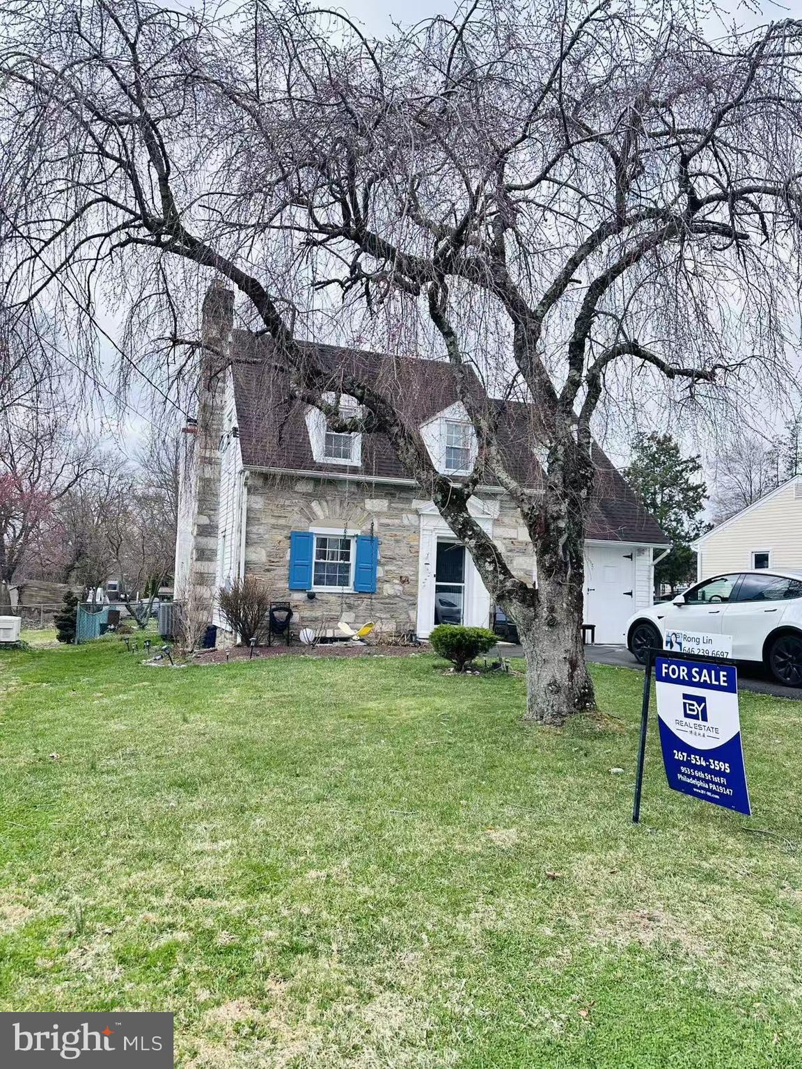 HUNTINGDON VALLEY - Residential