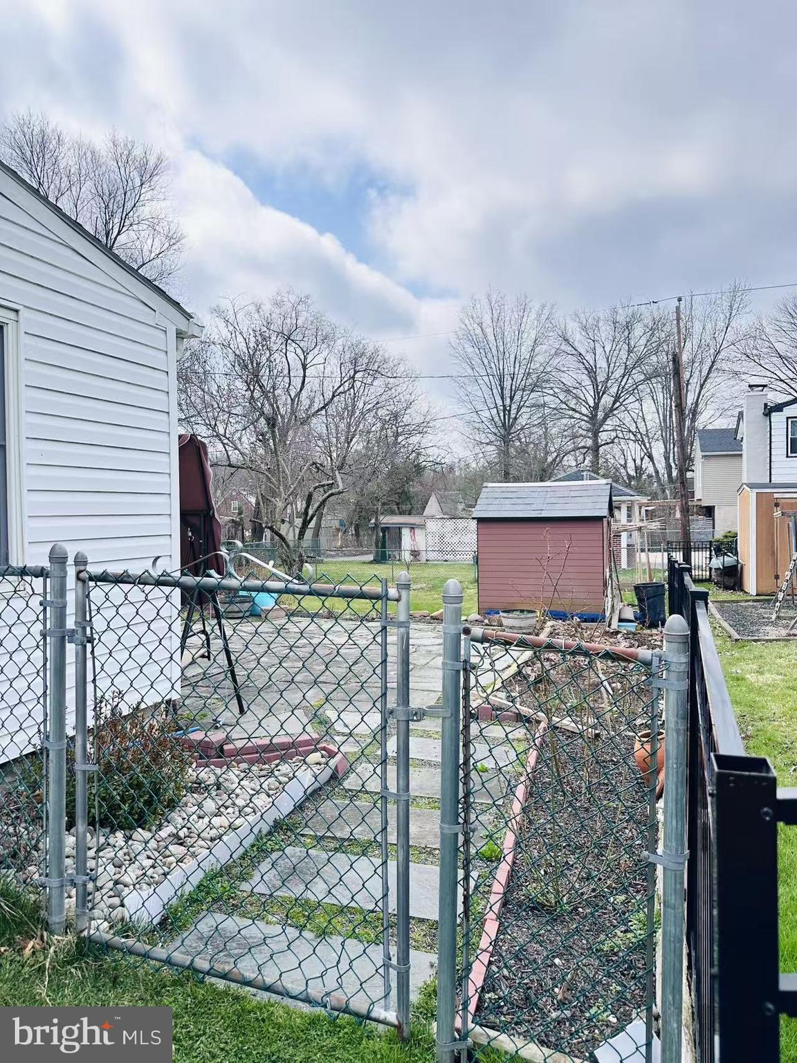 HUNTINGDON VALLEY - Residential