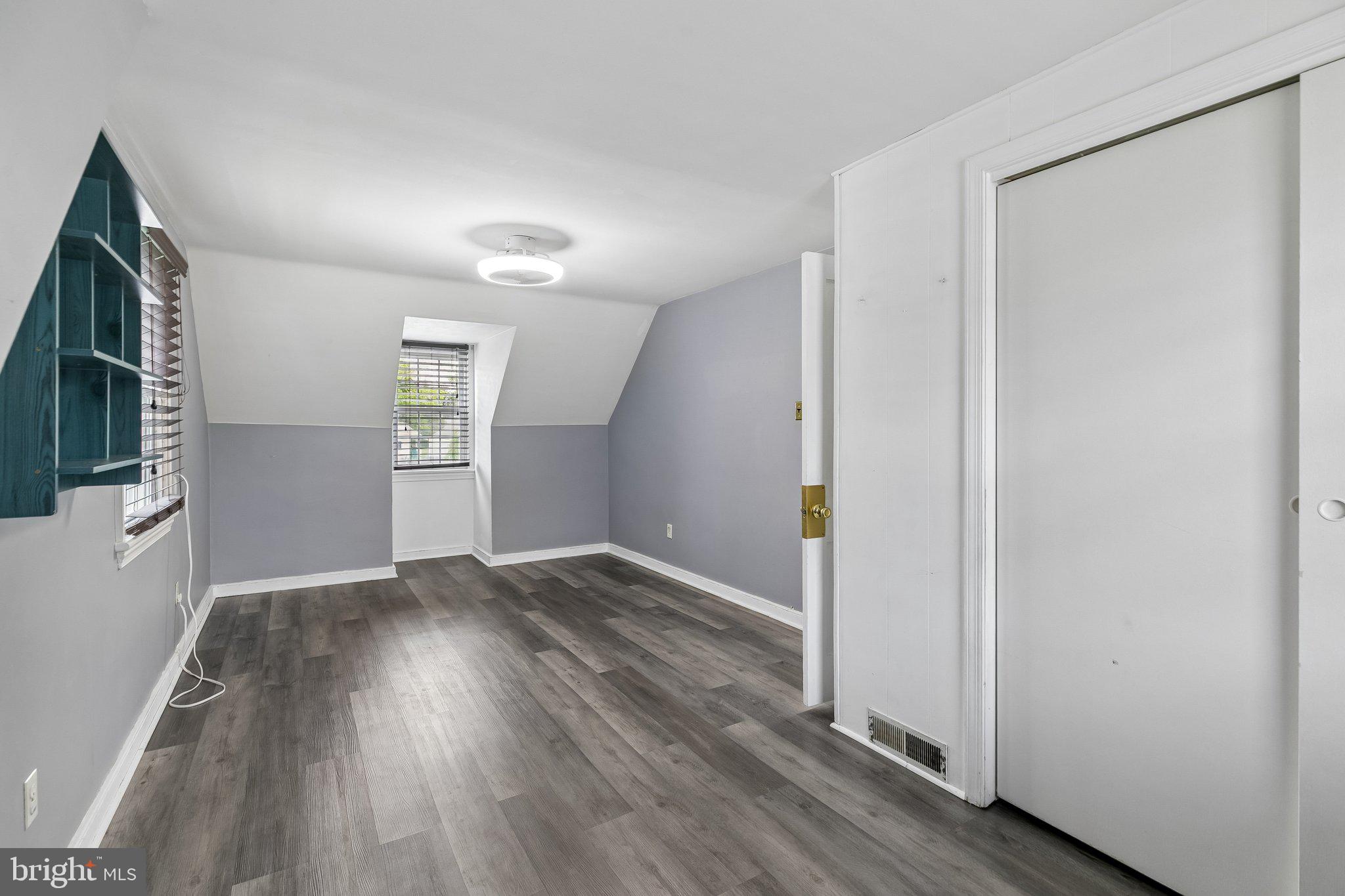 HUNTINGDON VALLEY - Residential