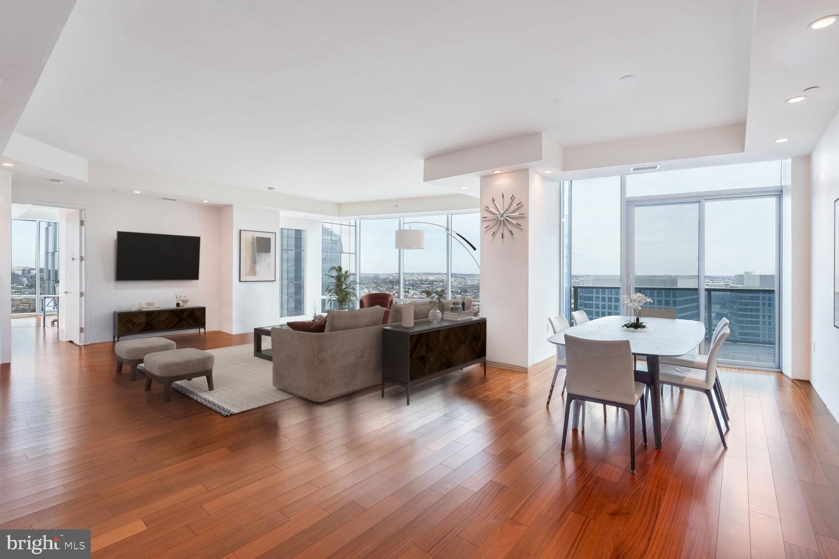 ROSSLYN - Residential Lease