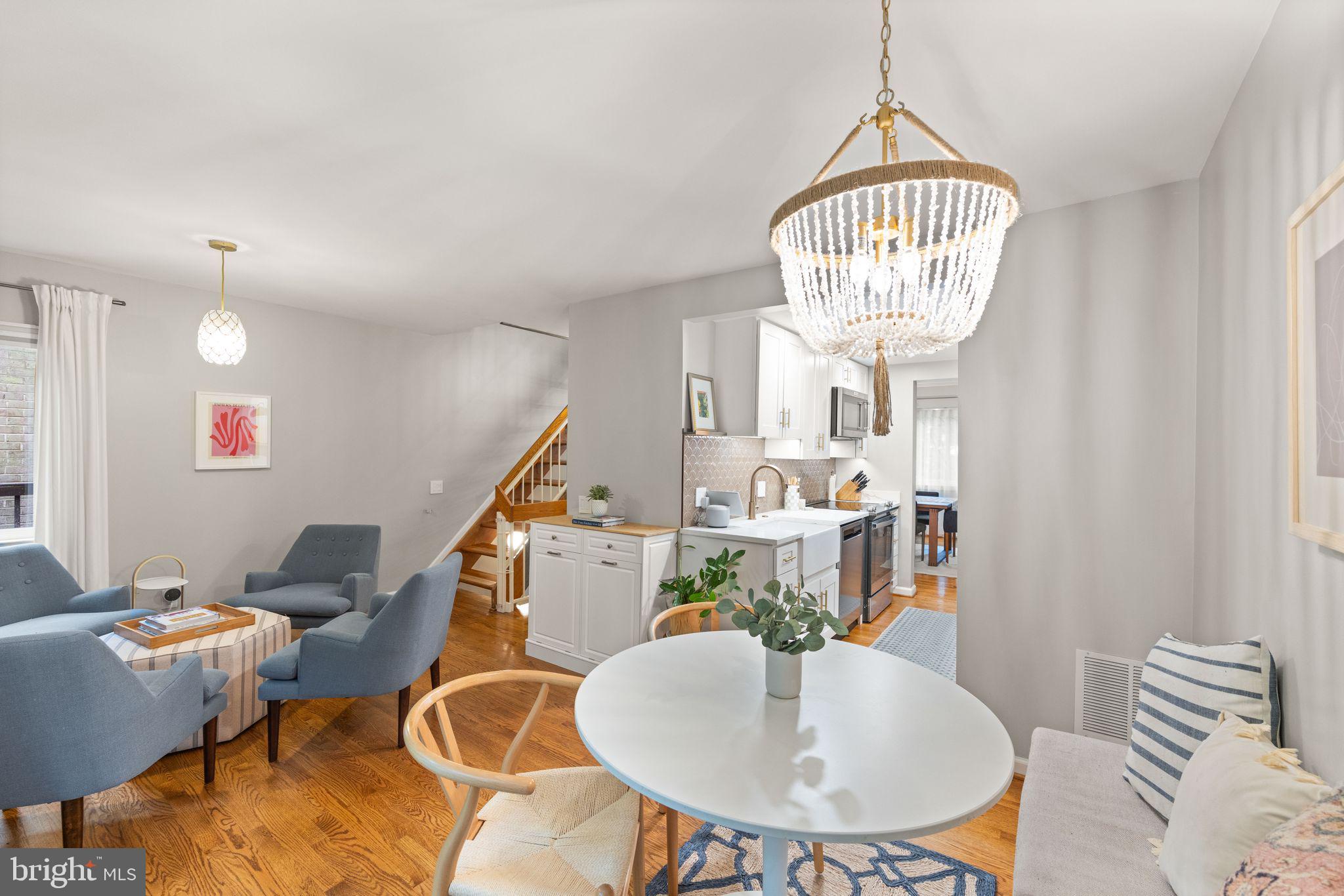 RESTON - Residential