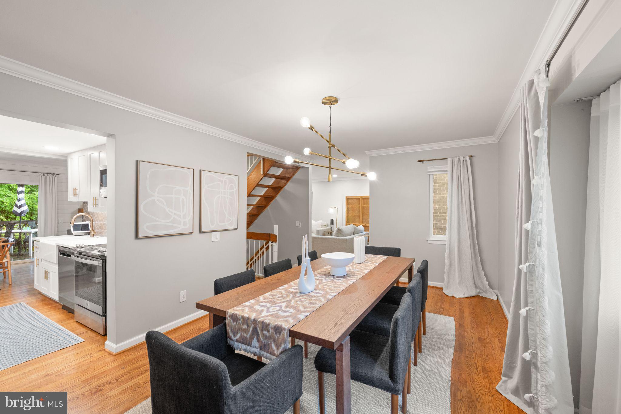 RESTON - Residential