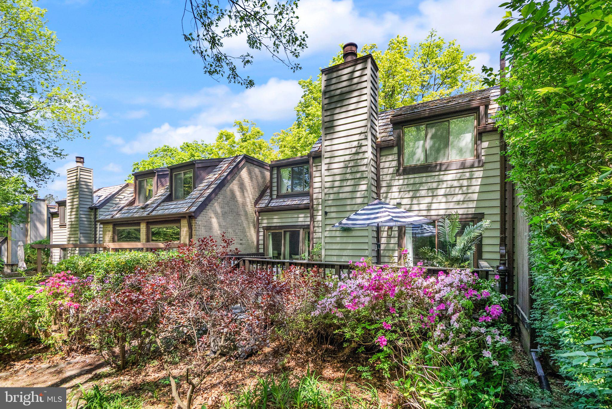 RESTON - Residential