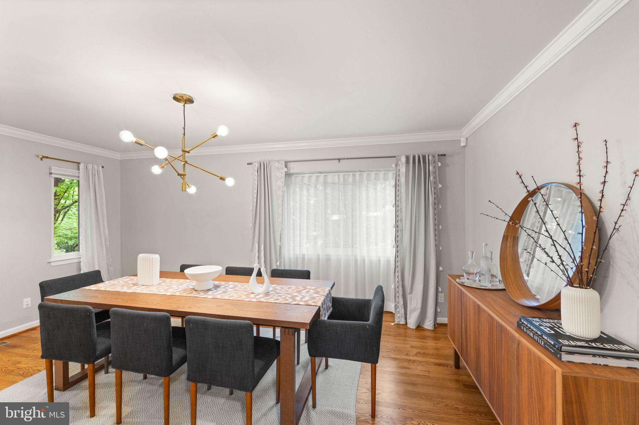 RESTON - Residential