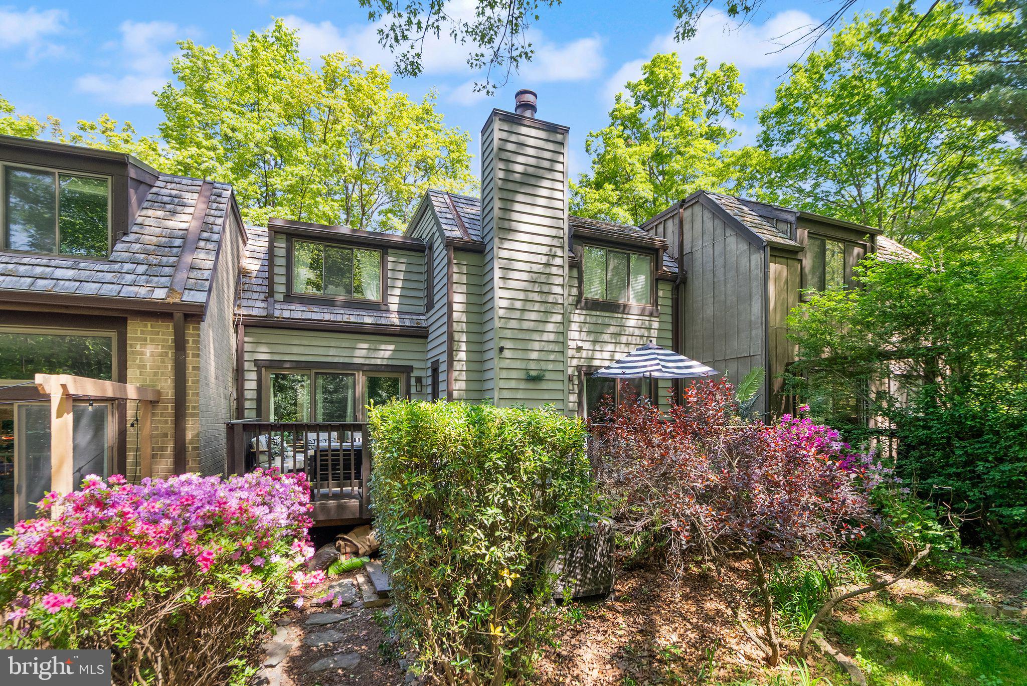 RESTON - Residential