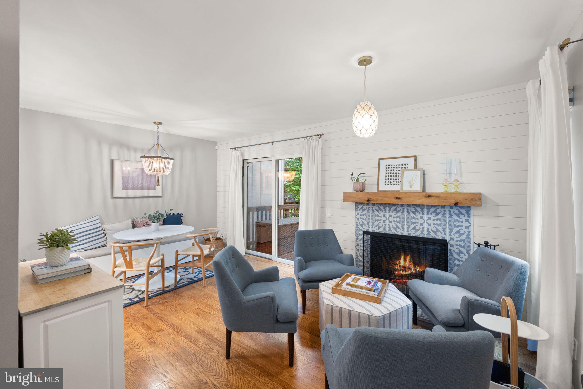 RESTON - Residential