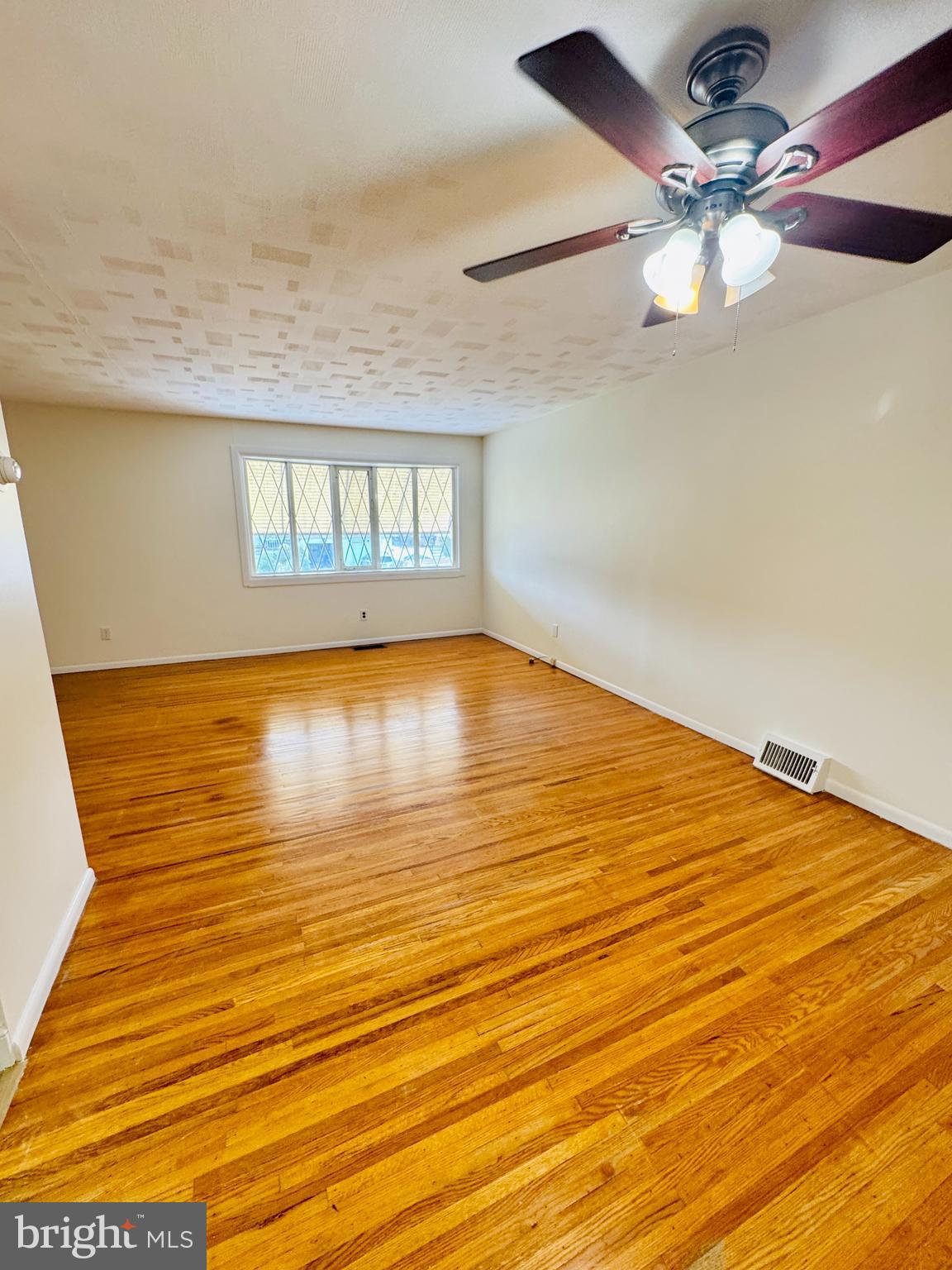 KREWSTOWN - Residential